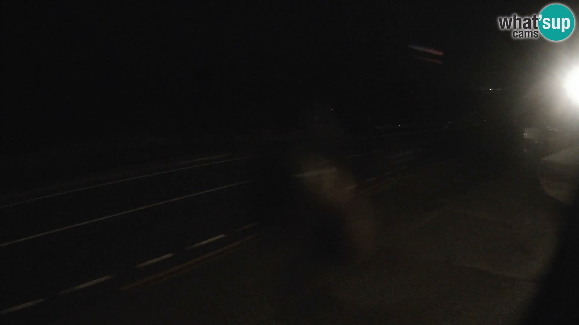 Webcam Adria-Autobahn D8 bei SENJ – Blick auf die Insel KRK