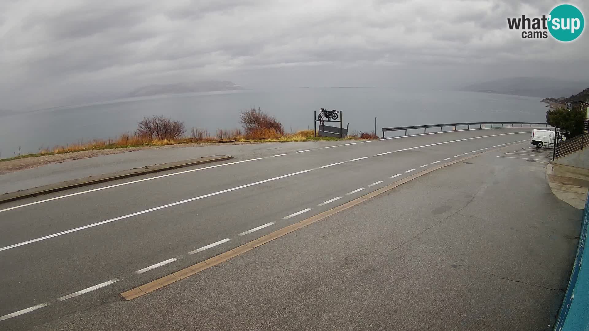 Webcam Adria-Autobahn D8 bei SENJ – Blick auf die Insel KRK