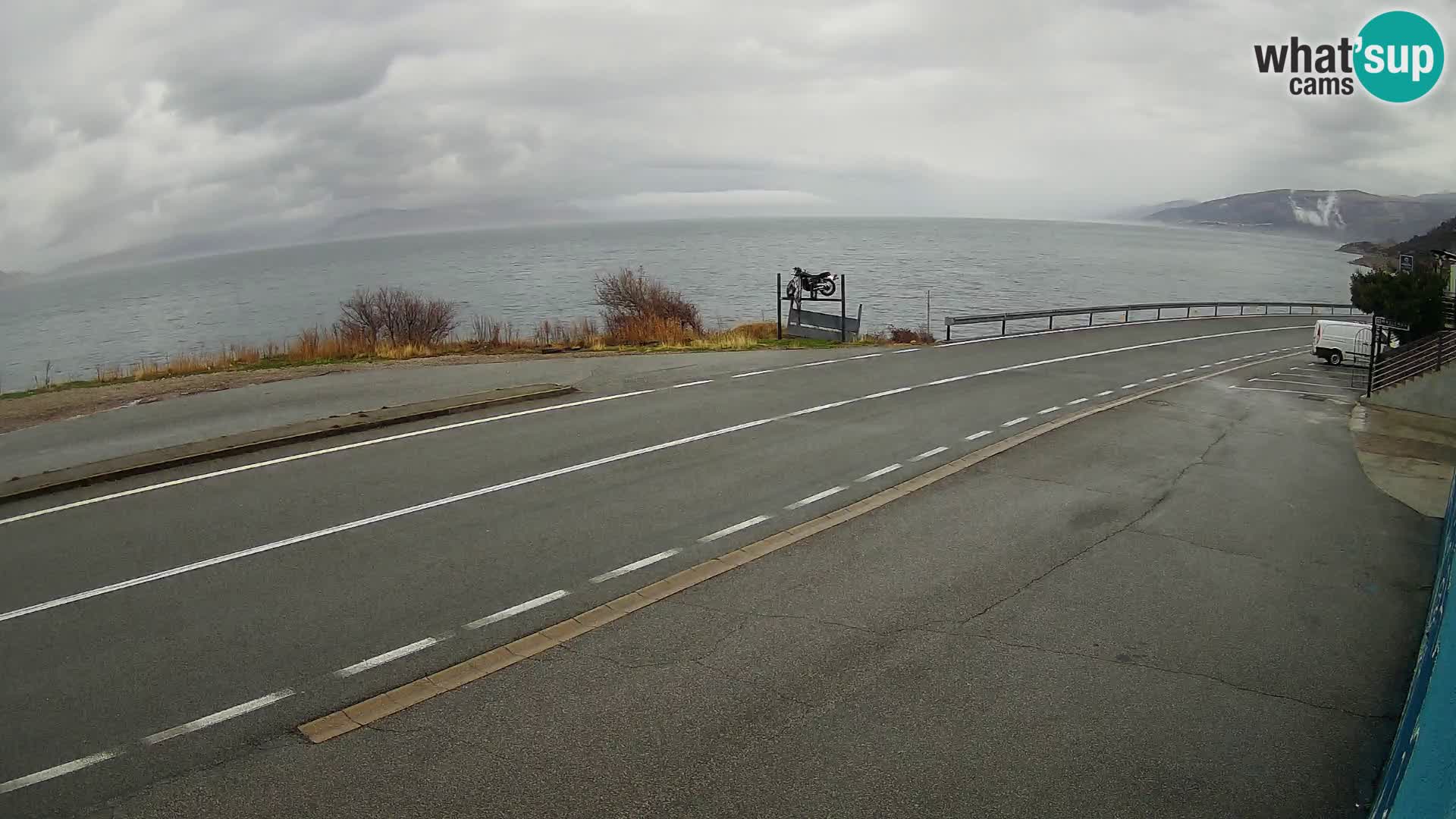 Web kamera Jadranska Magistrala kod SENJa – pogled na KRK