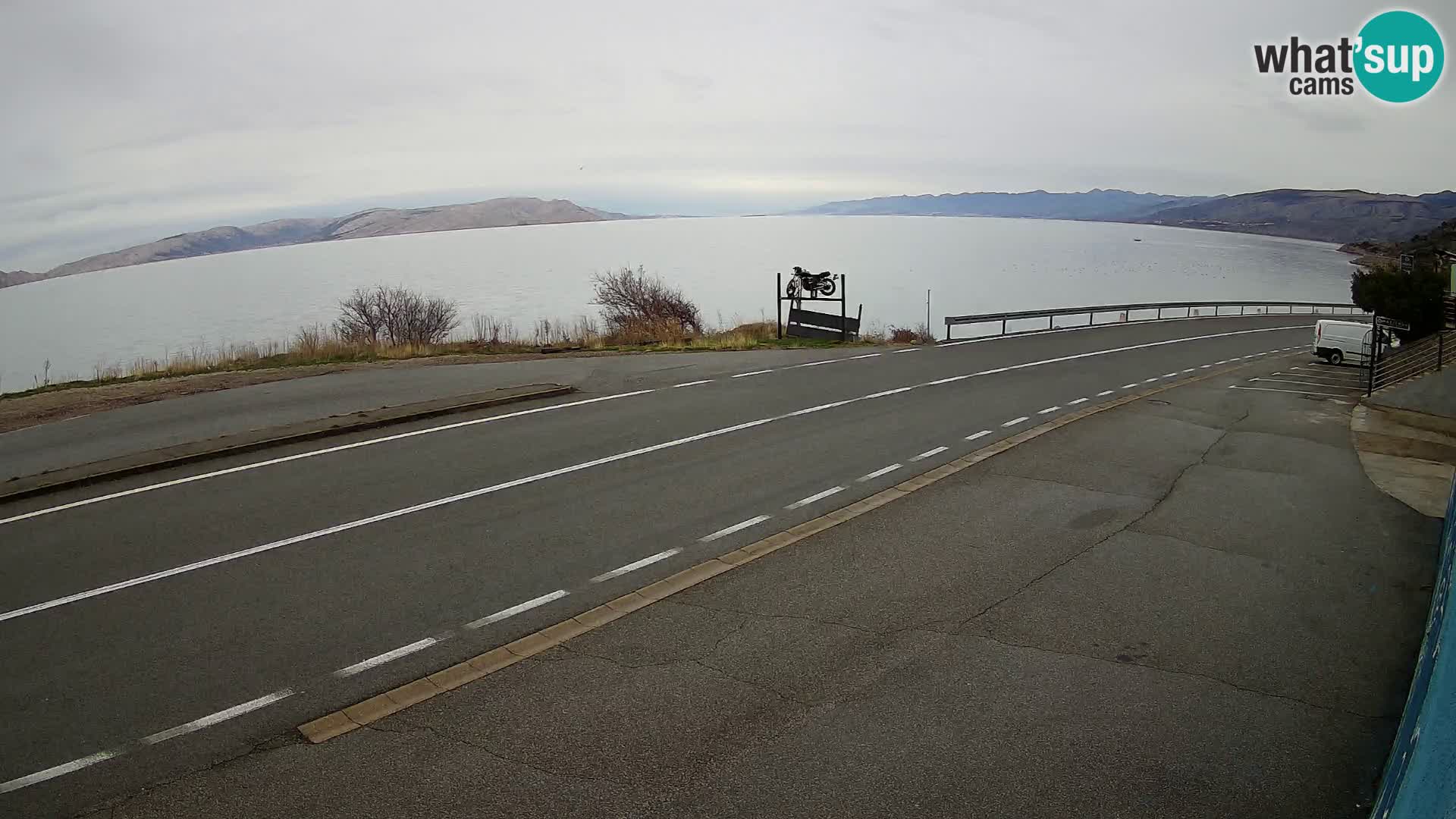 Webcam autopista adriática D8 cerca de SENJ – vista de la isla de KRK