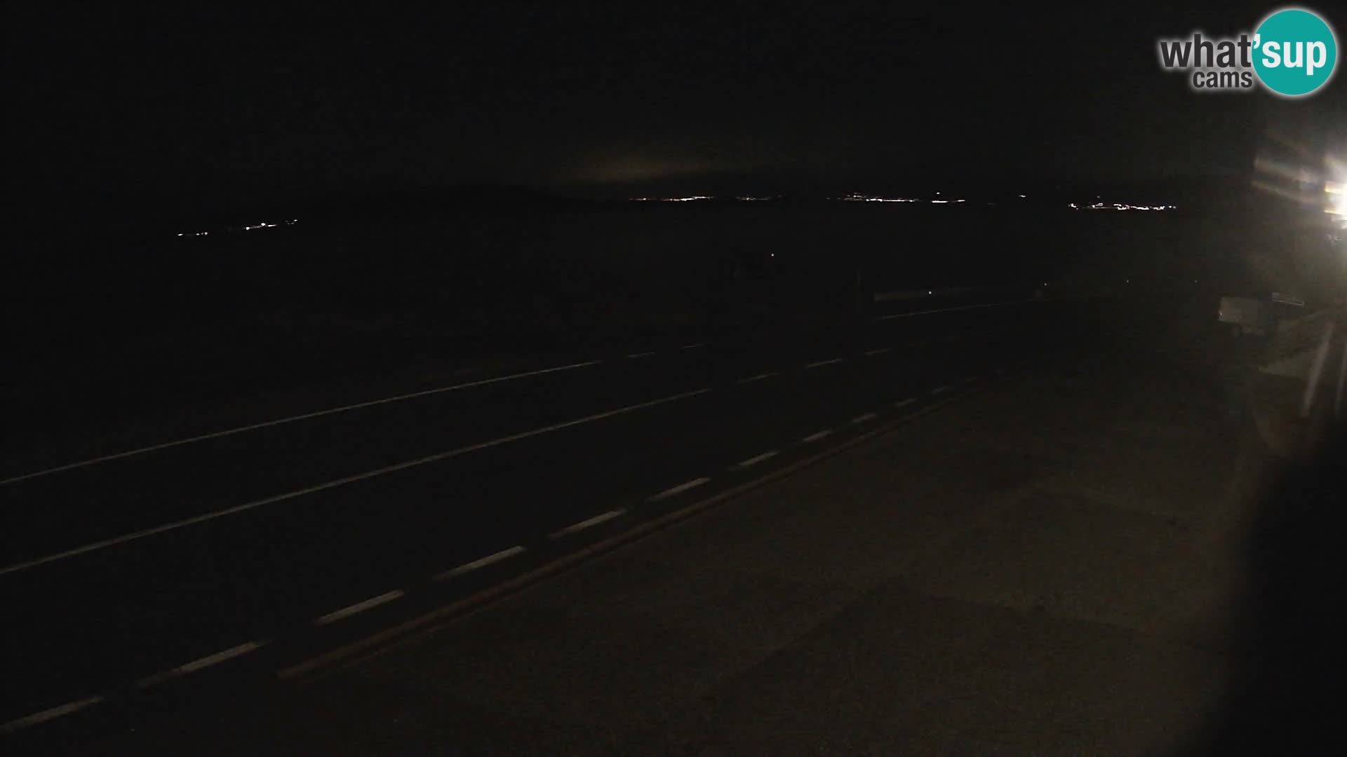 Webcam autopista adriática D8 cerca de SENJ – vista de la isla de KRK