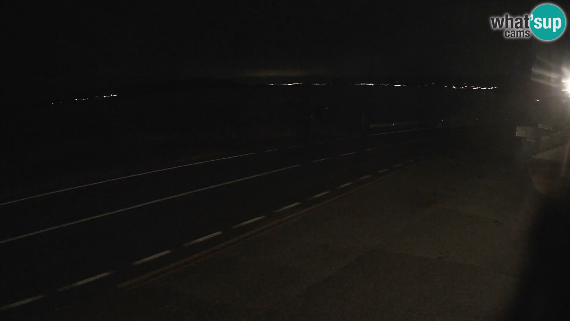 Webcam autopista adriática D8 cerca de SENJ – vista de la isla de KRK