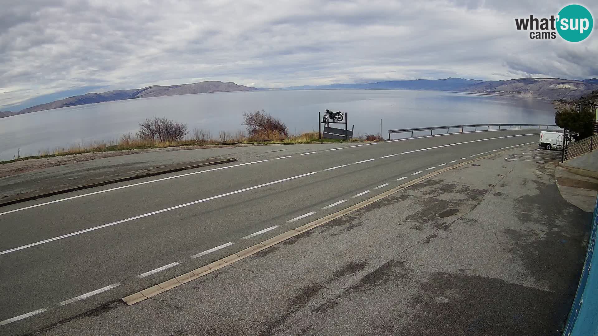 Webcam autopista adriática D8 cerca de SENJ – vista de la isla de KRK