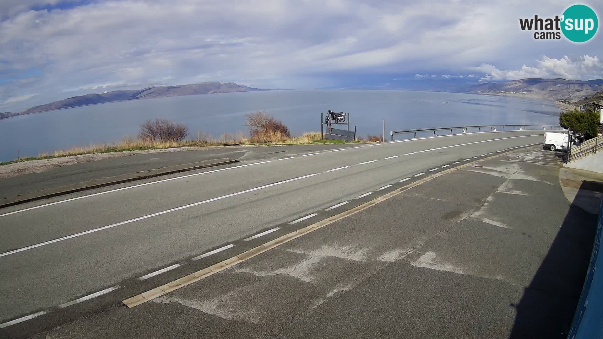 Webcam autopista adriática D8 cerca de SENJ – vista de la isla de KRK