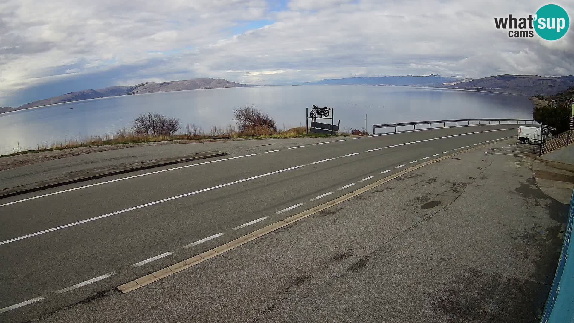 Webcam autopista adriática D8 cerca de SENJ – vista de la isla de KRK