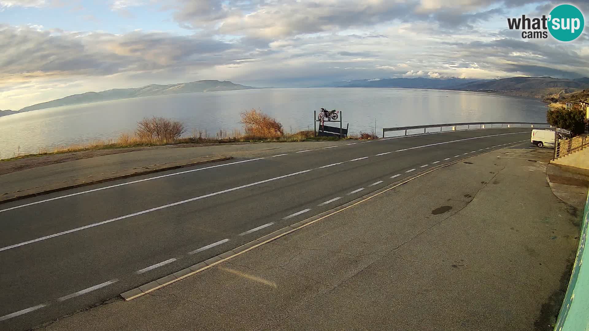 Webcam Adria-Autobahn D8 bei SENJ – Blick auf die Insel KRK