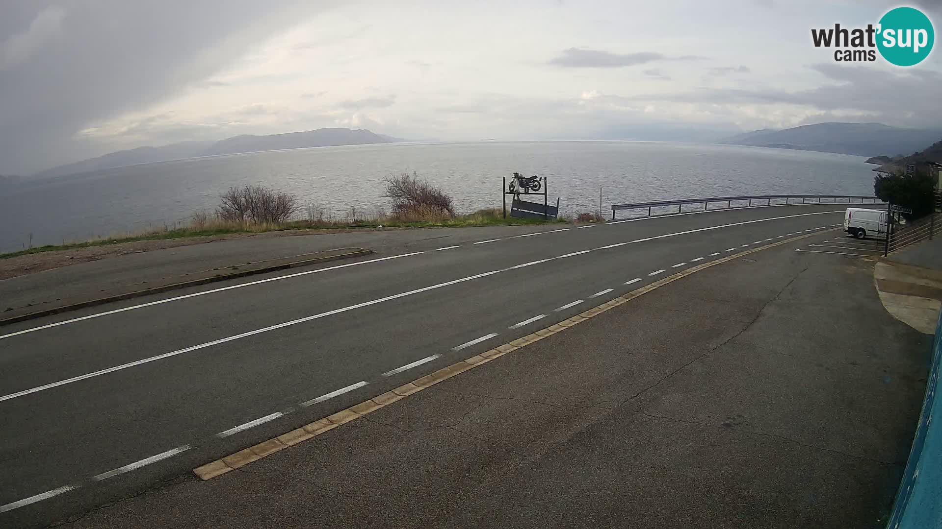 Web kamera Jadranska Magistrala kod SENJa – pogled na KRK