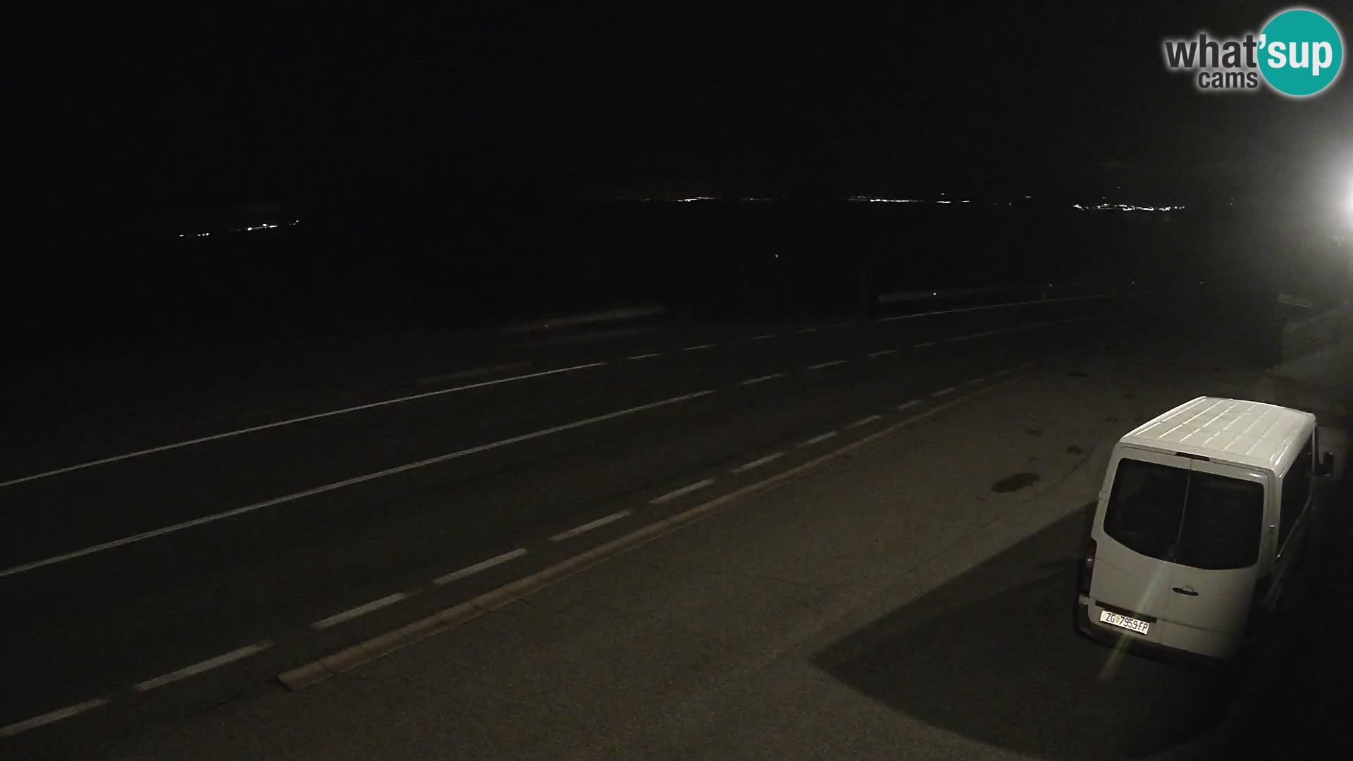 Webcam autopista adriática D8 cerca de SENJ – vista de la isla de KRK