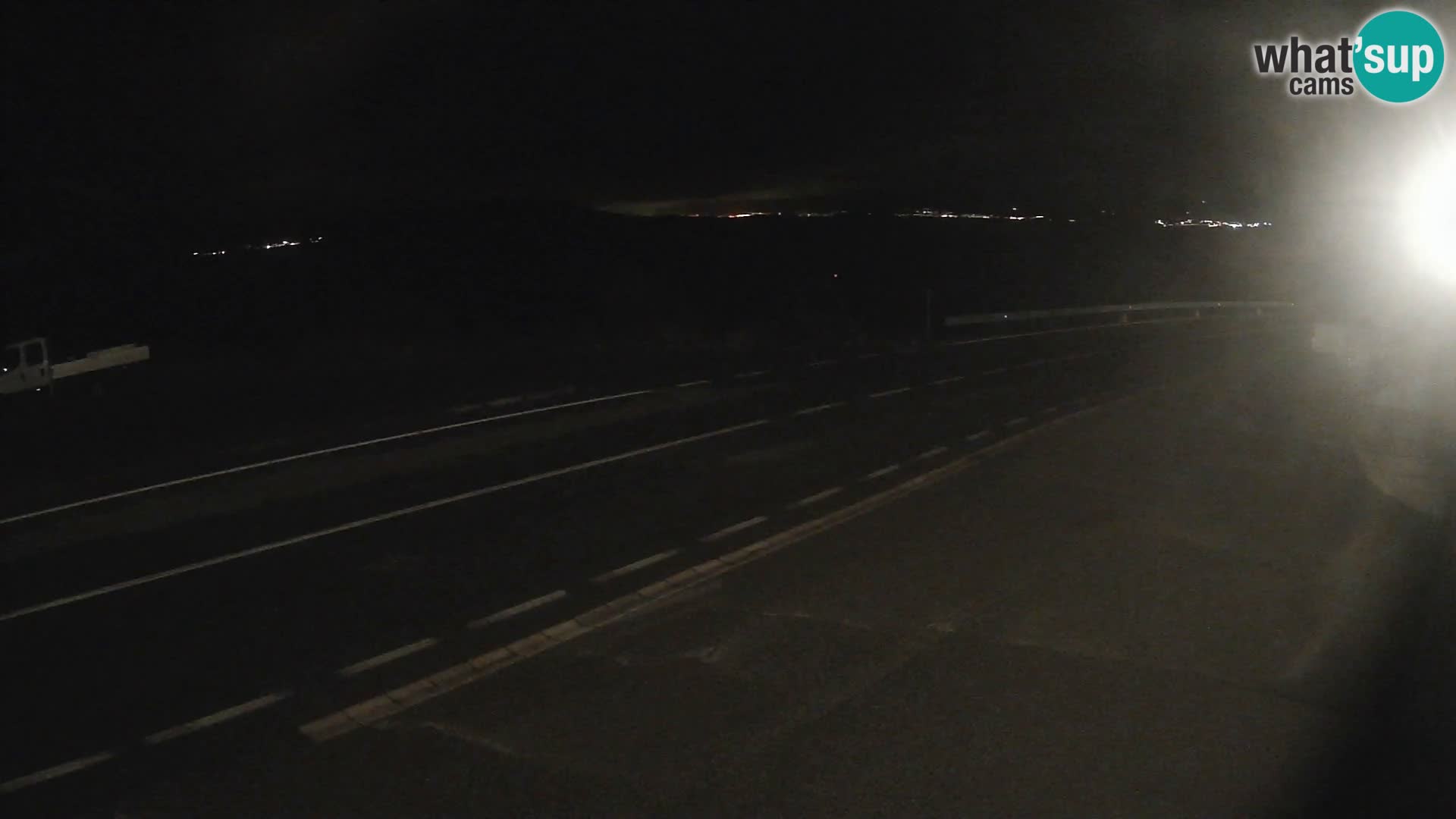 Web kamera Jadranska Magistrala kod SENJa – pogled na KRK