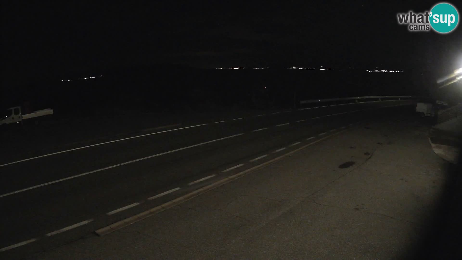 Webcam autopista adriática D8 cerca de SENJ – vista de la isla de KRK