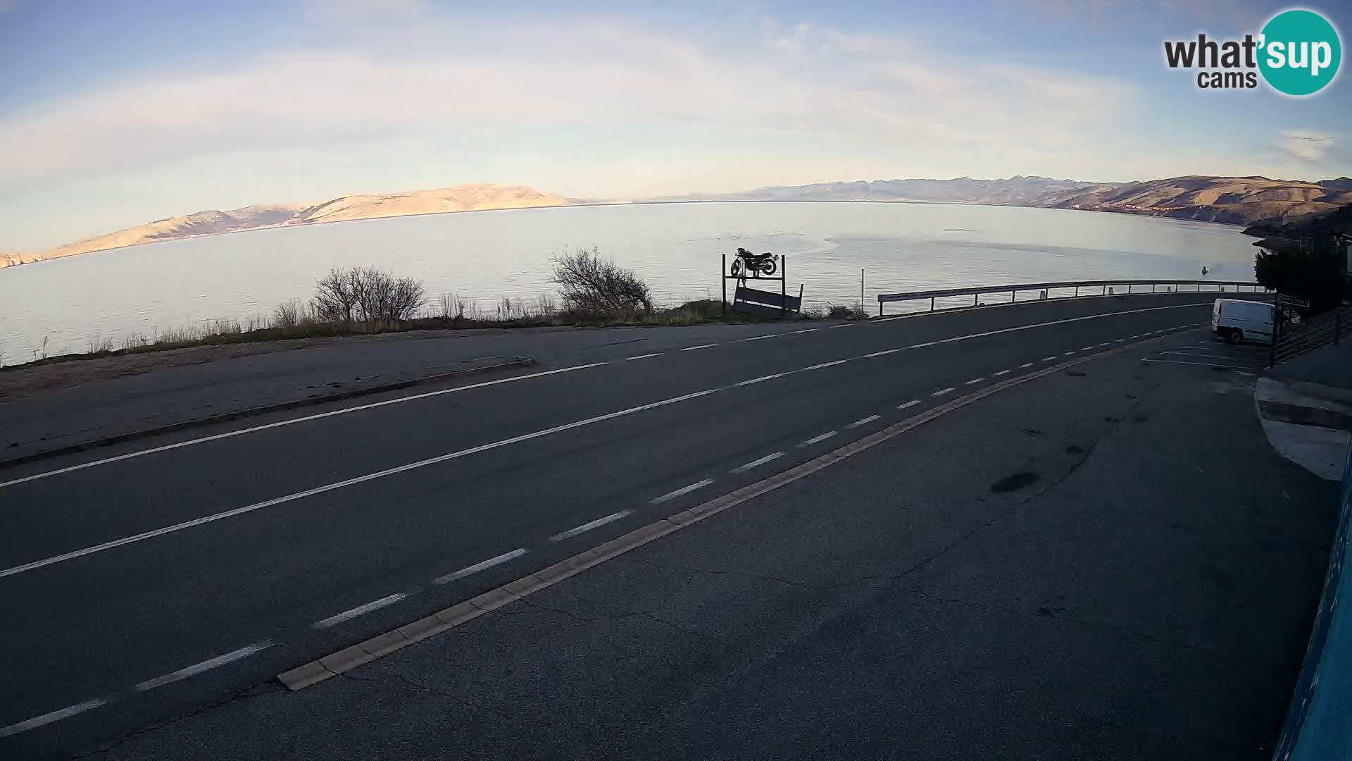 Webcam autopista adriática D8 cerca de SENJ – vista de la isla de KRK