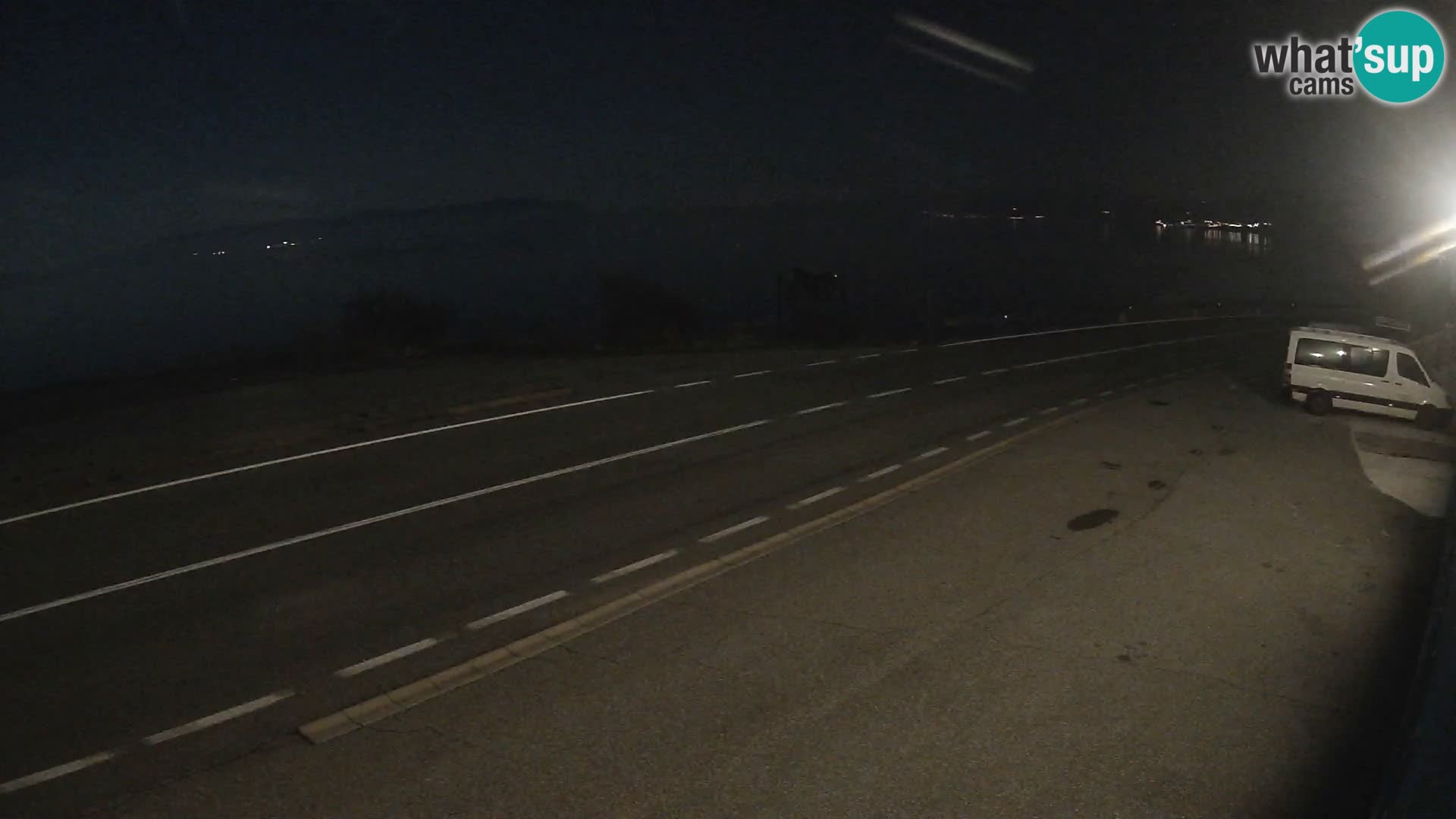 Webcam autopista adriática D8 cerca de SENJ – vista de la isla de KRK