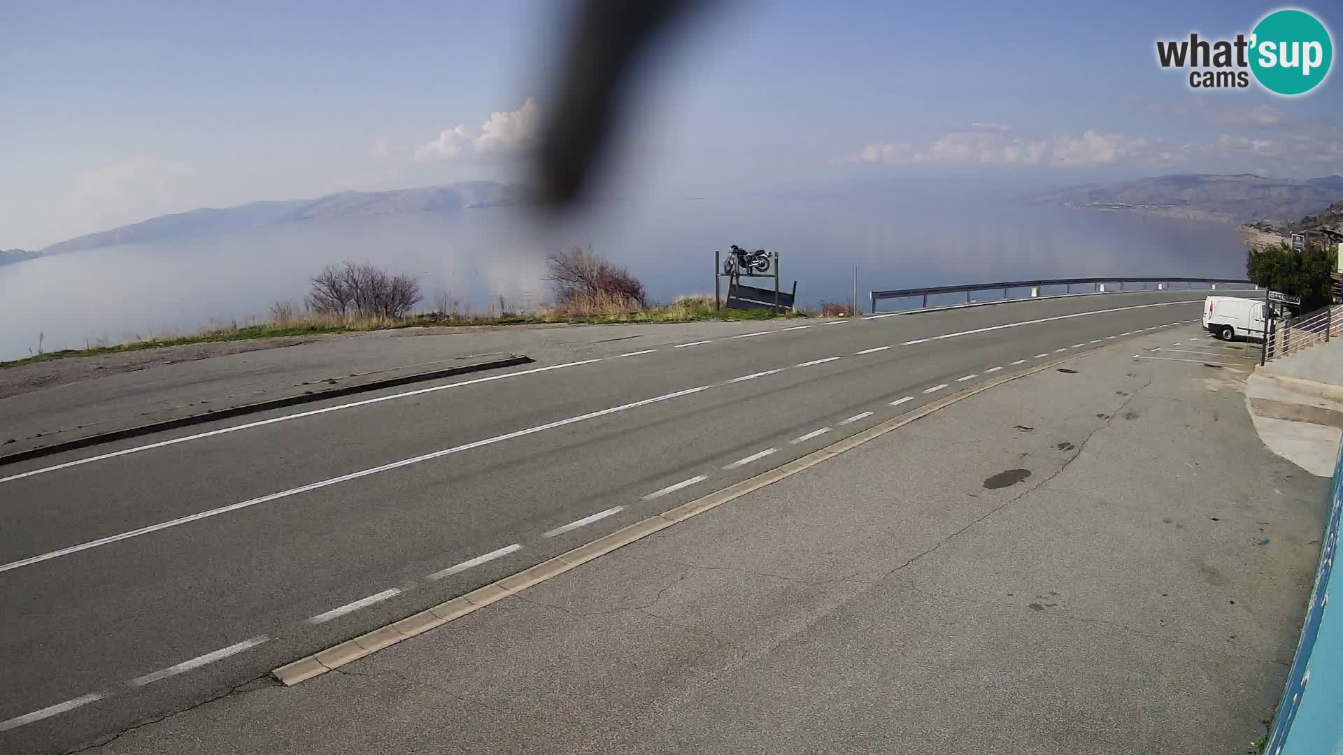 Web kamera Jadranska Magistrala kod SENJa – pogled na KRK