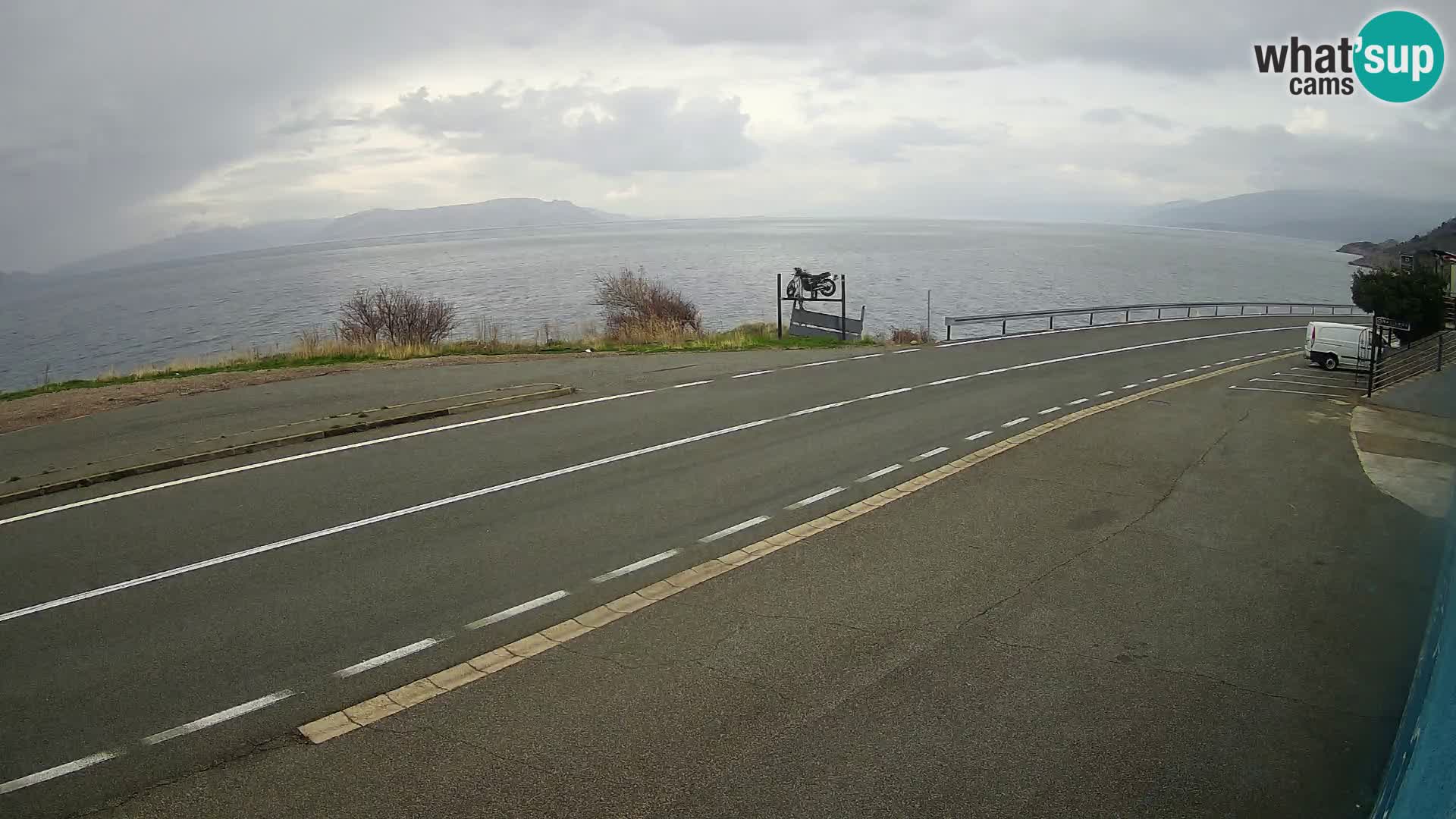 Web kamera Jadranska Magistrala kod SENJa – pogled na KRK