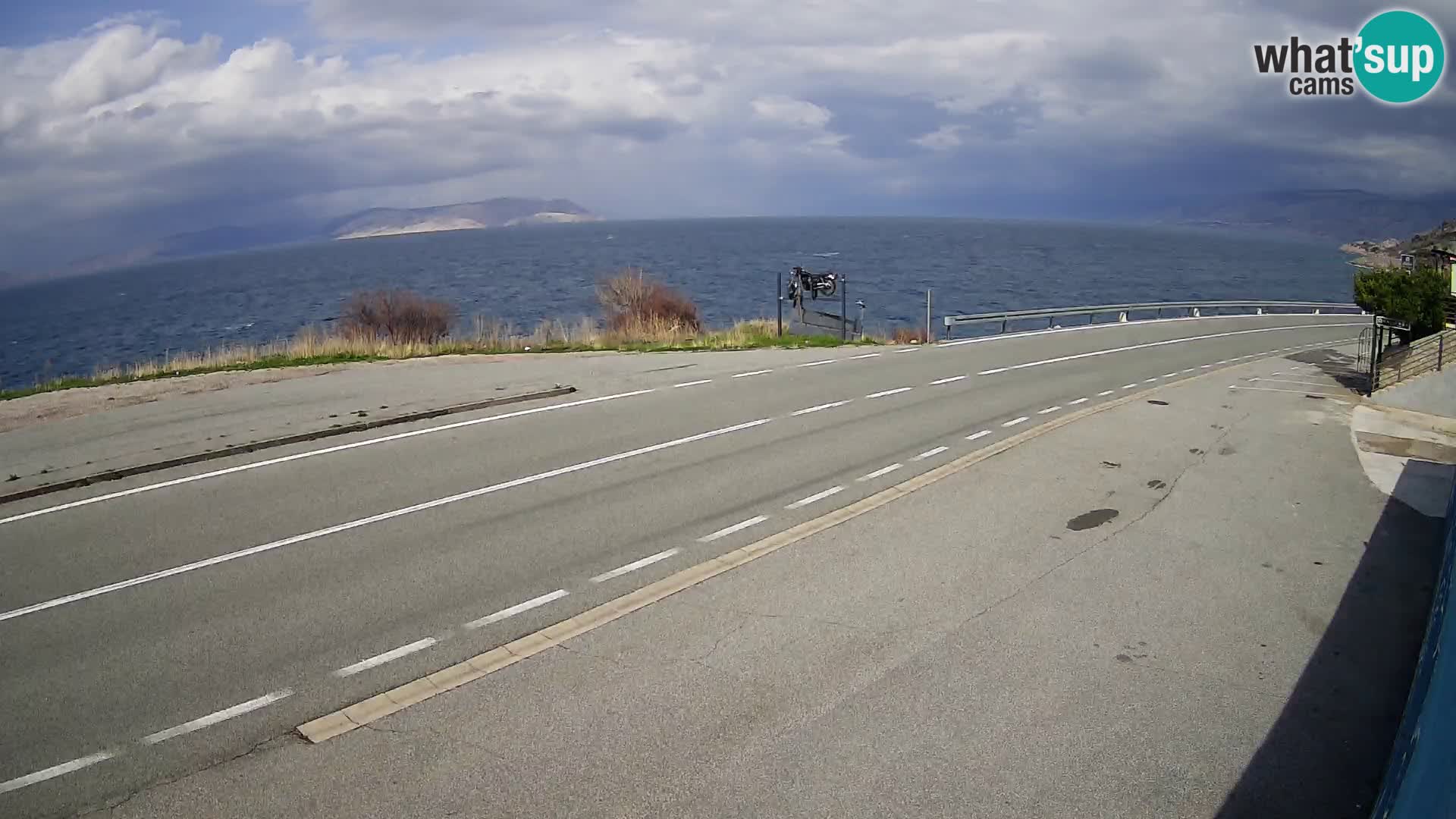 Webcam Adria-Autobahn D8 bei SENJ – Blick auf die Insel KRK