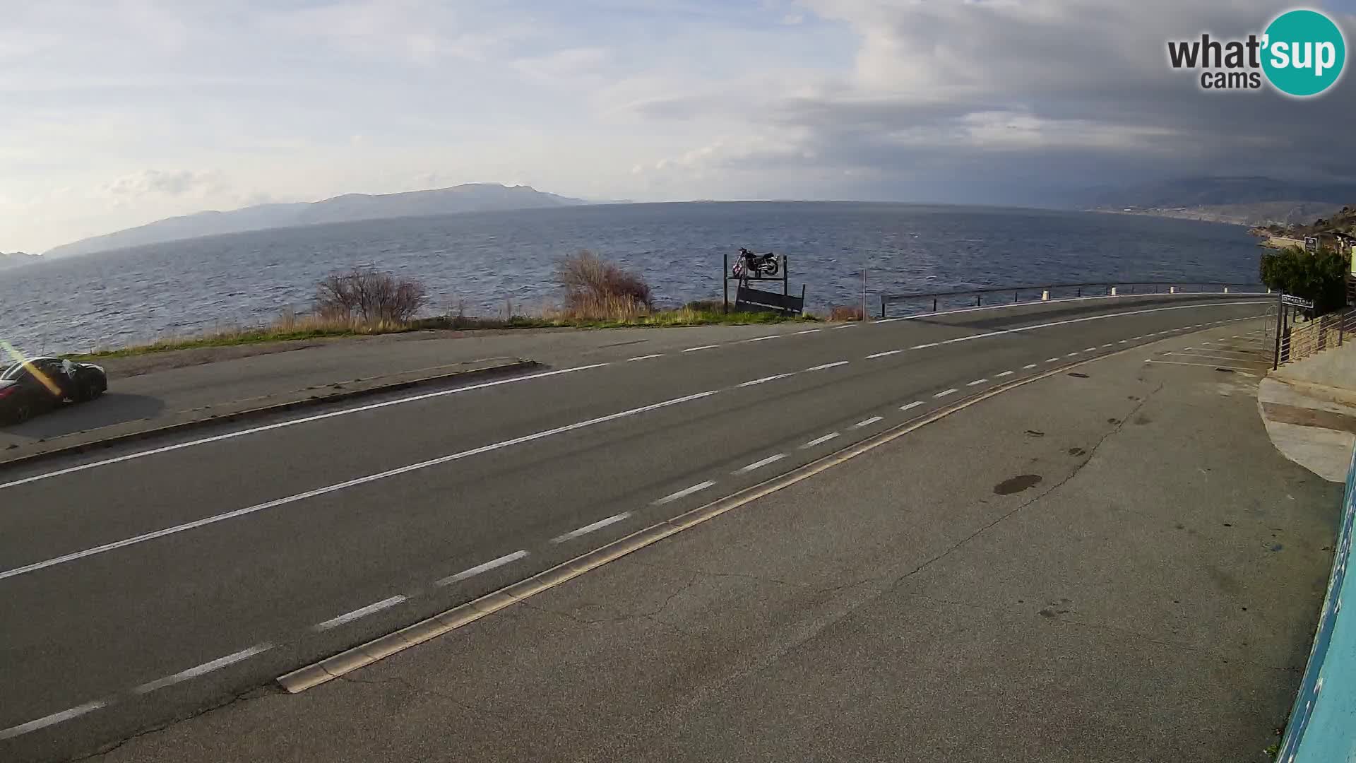 Webcam Adria-Autobahn D8 bei SENJ – Blick auf die Insel KRK