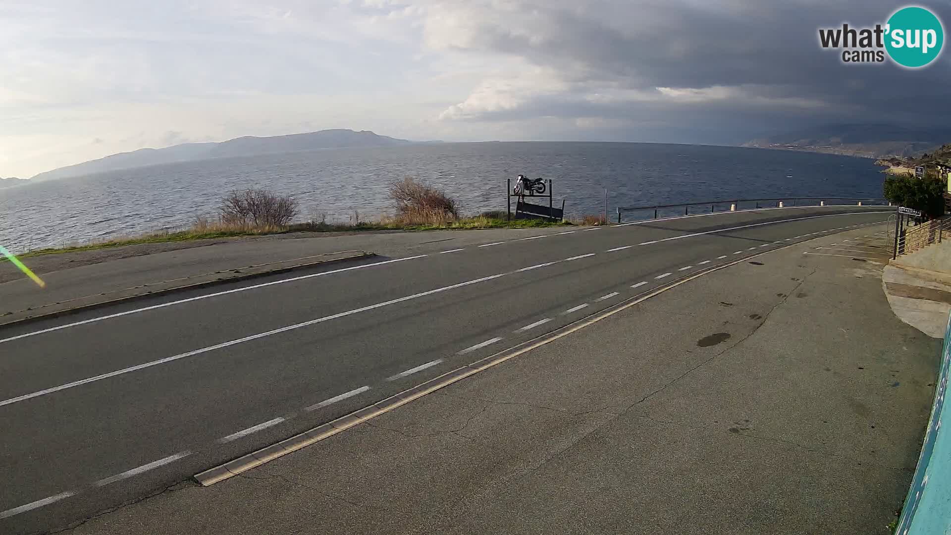 Web kamera Jadranska Magistrala kod SENJa – pogled na KRK
