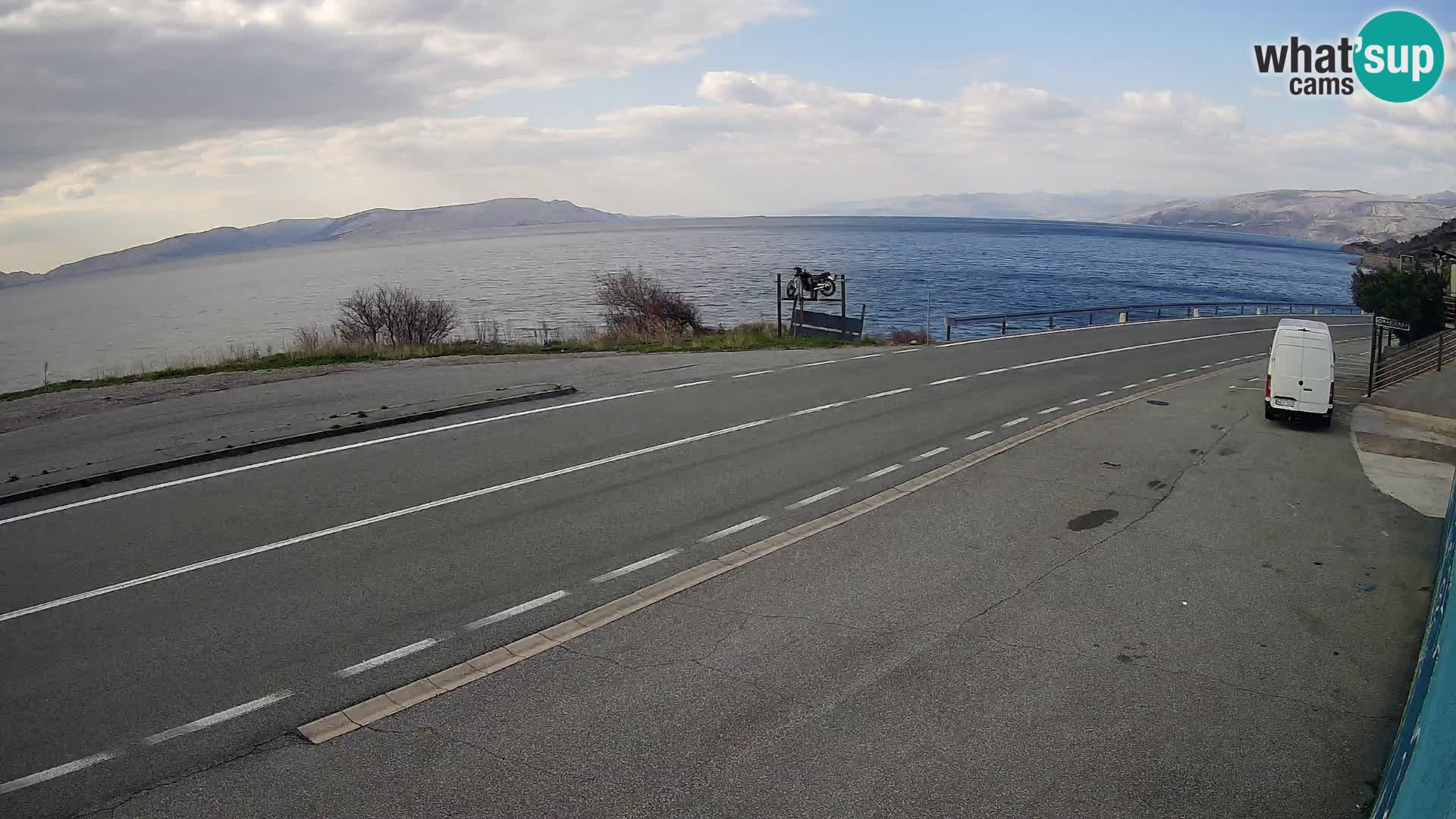 Webcam autopista adriática D8 cerca de SENJ – vista de la isla de KRK