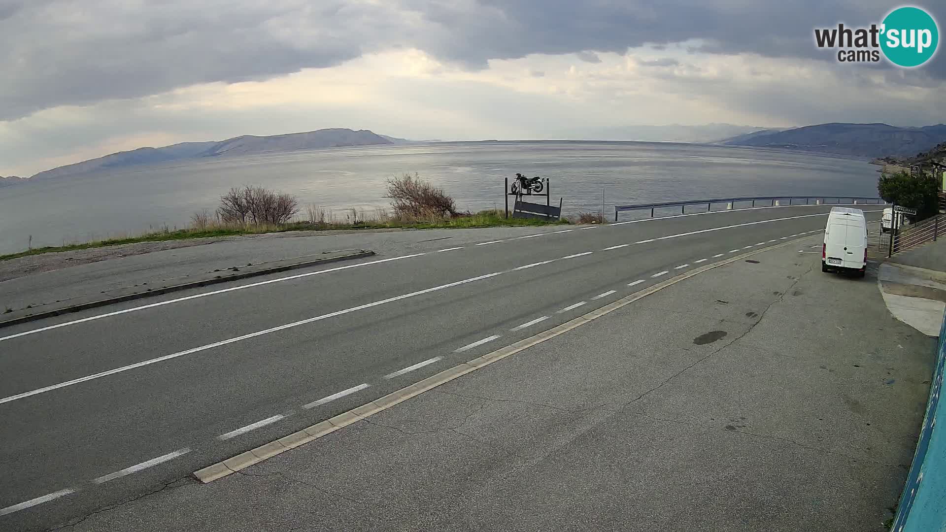 Web kamera Jadranska Magistrala kod SENJa – pogled na KRK