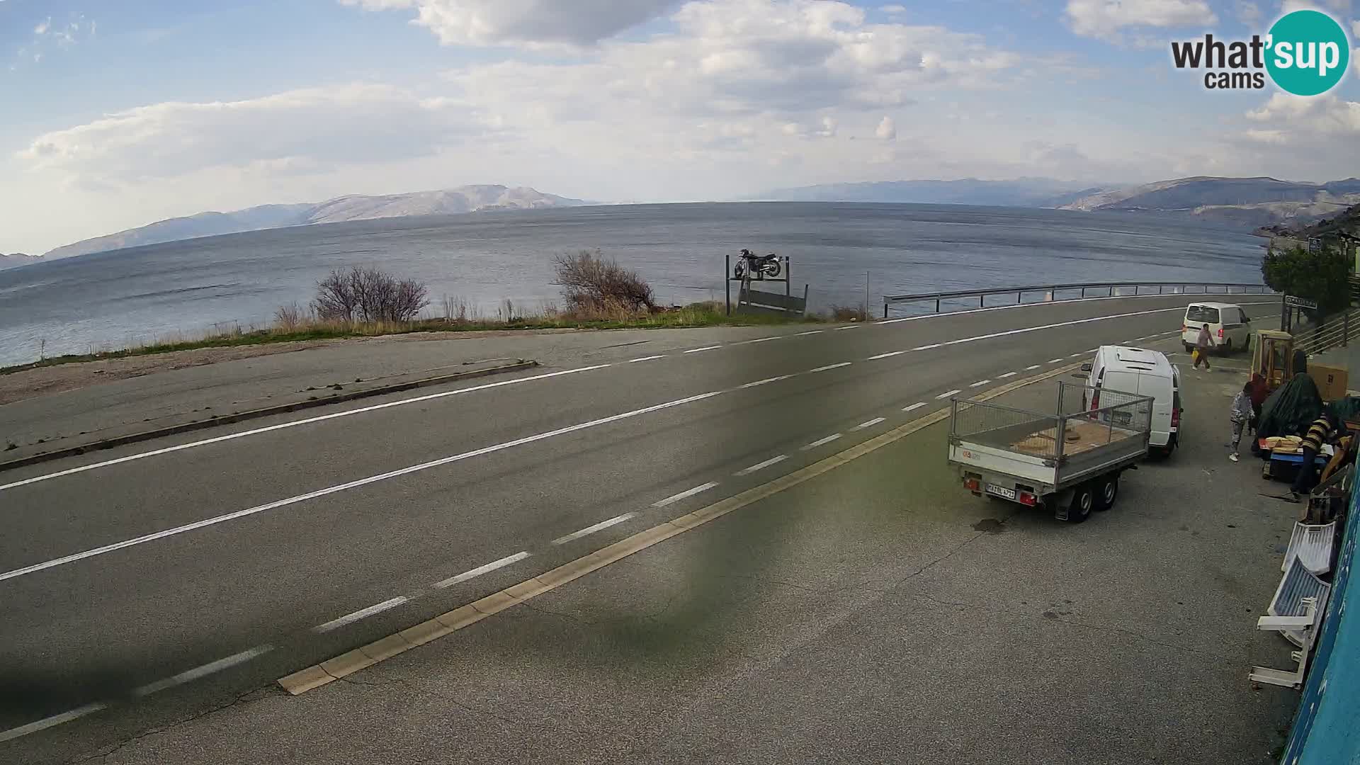 Webcam autopista adriática D8 cerca de SENJ – vista de la isla de KRK