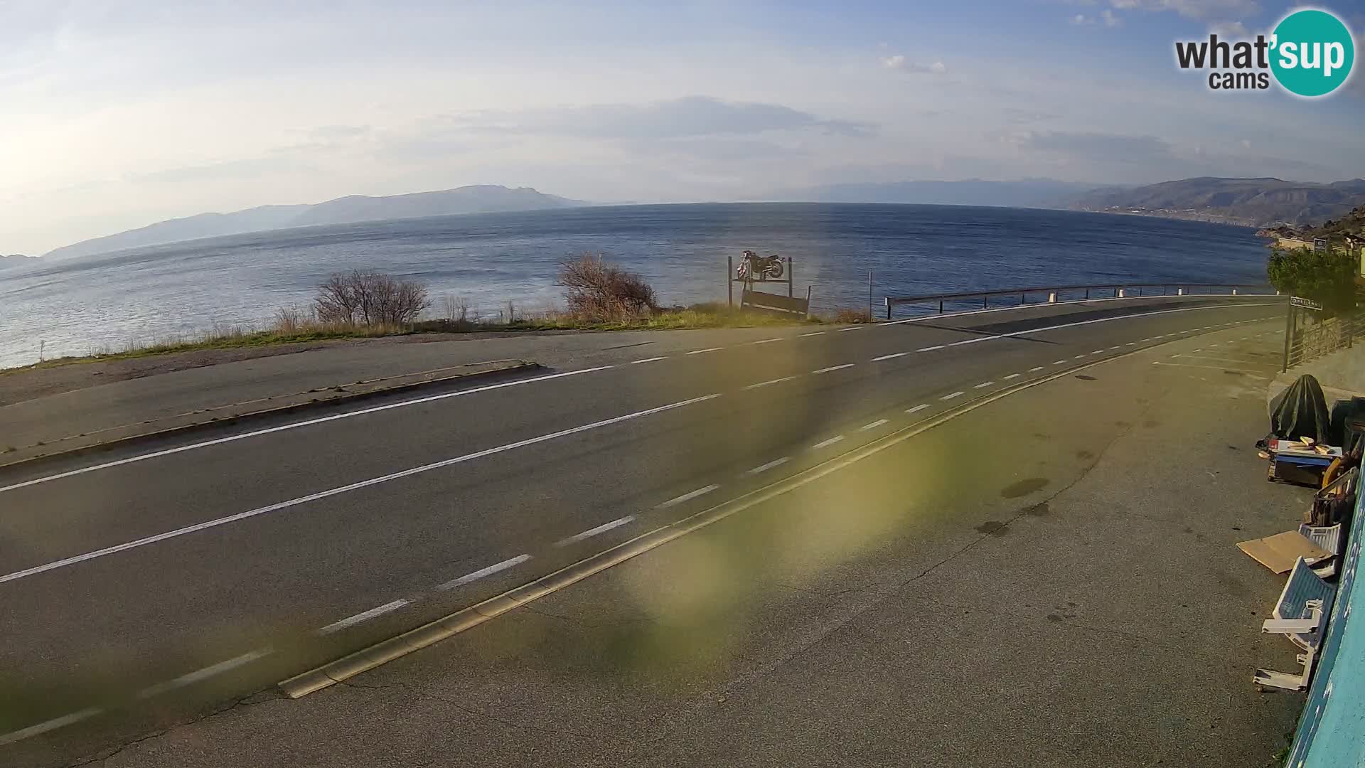 Webcam Adria-Autobahn D8 bei SENJ – Blick auf die Insel KRK