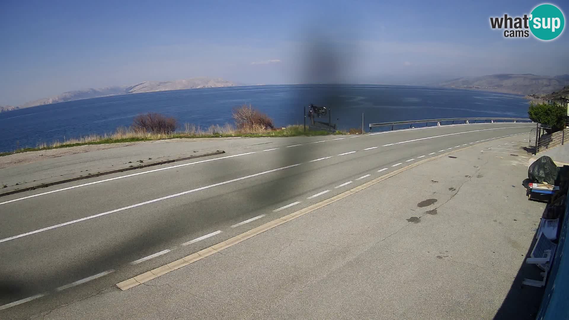 Webcam autopista adriática D8 cerca de SENJ – vista de la isla de KRK