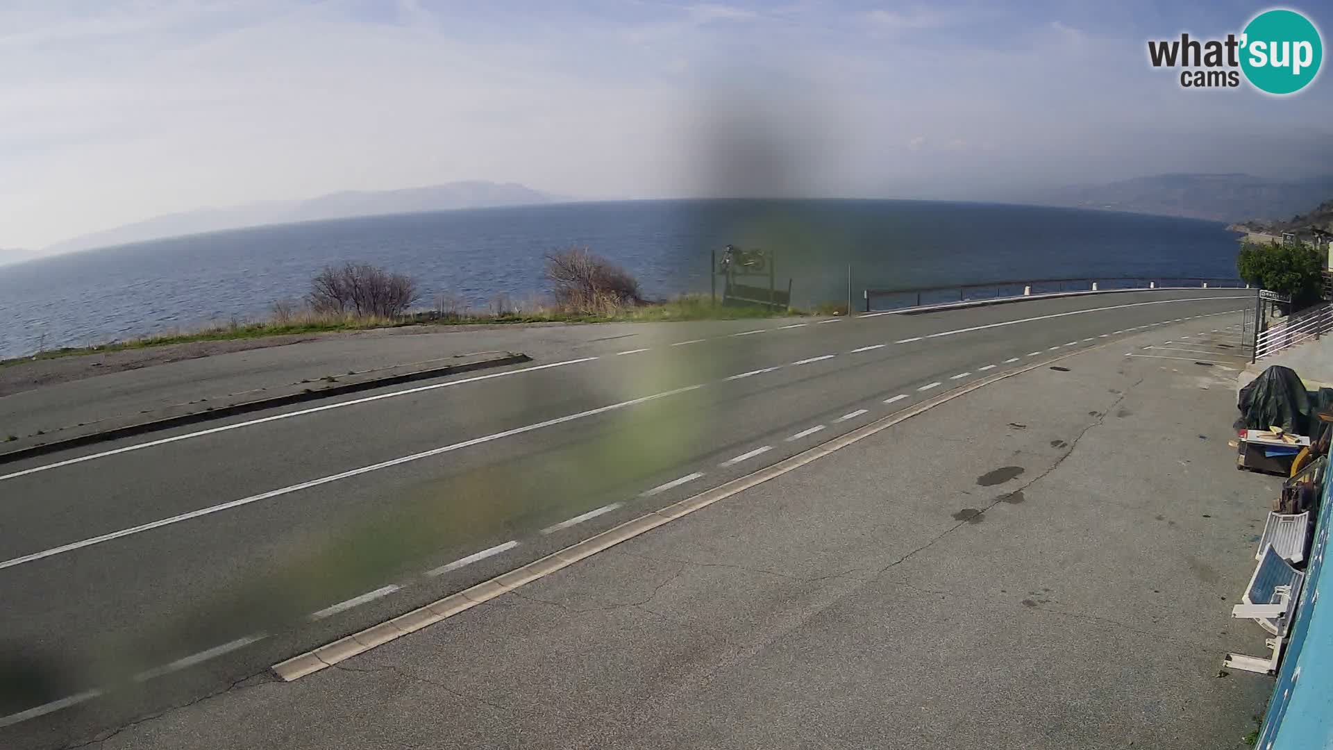 Webcam Adria-Autobahn D8 bei SENJ – Blick auf die Insel KRK