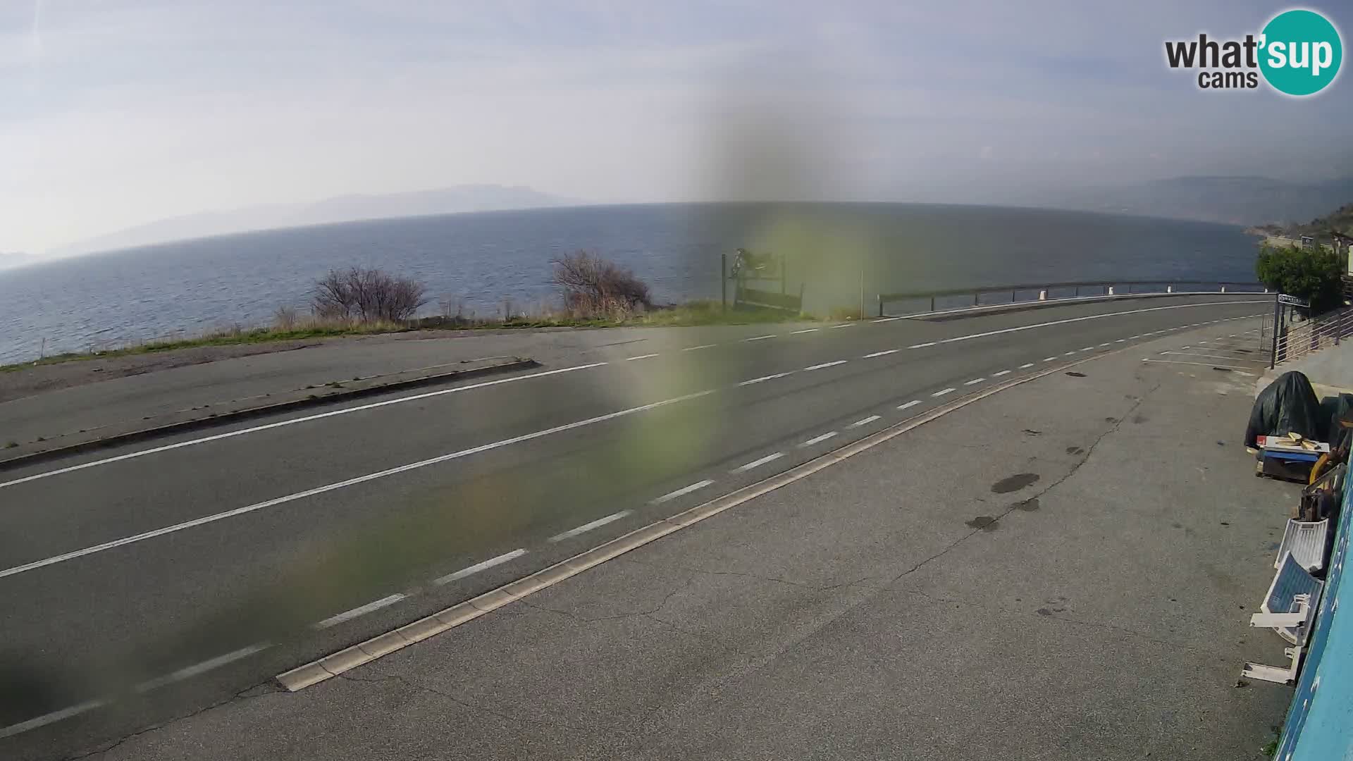 Webcam autopista adriática D8 cerca de SENJ – vista de la isla de KRK