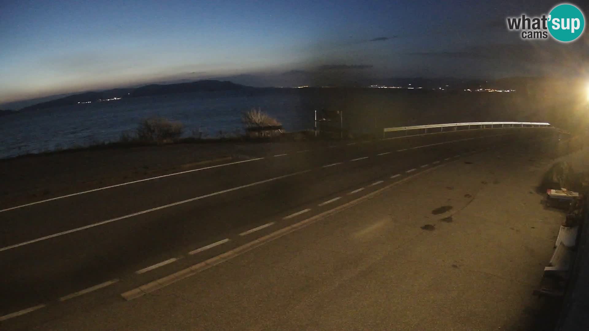 Webcam Adria-Autobahn D8 bei SENJ – Blick auf die Insel KRK