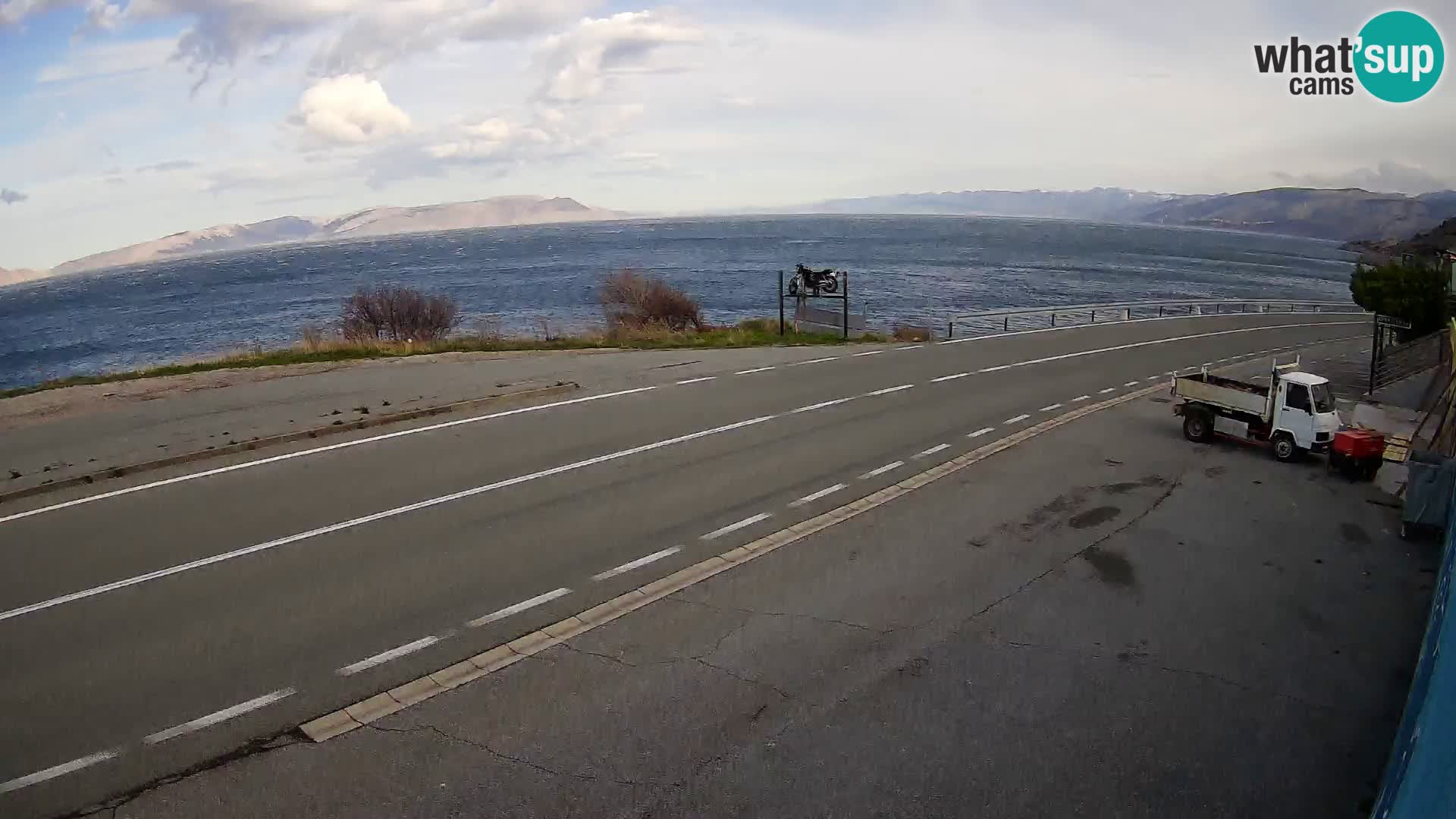 Webcam autoroute Adriatique D8 près de SENJ – vue sur l’île de KRK