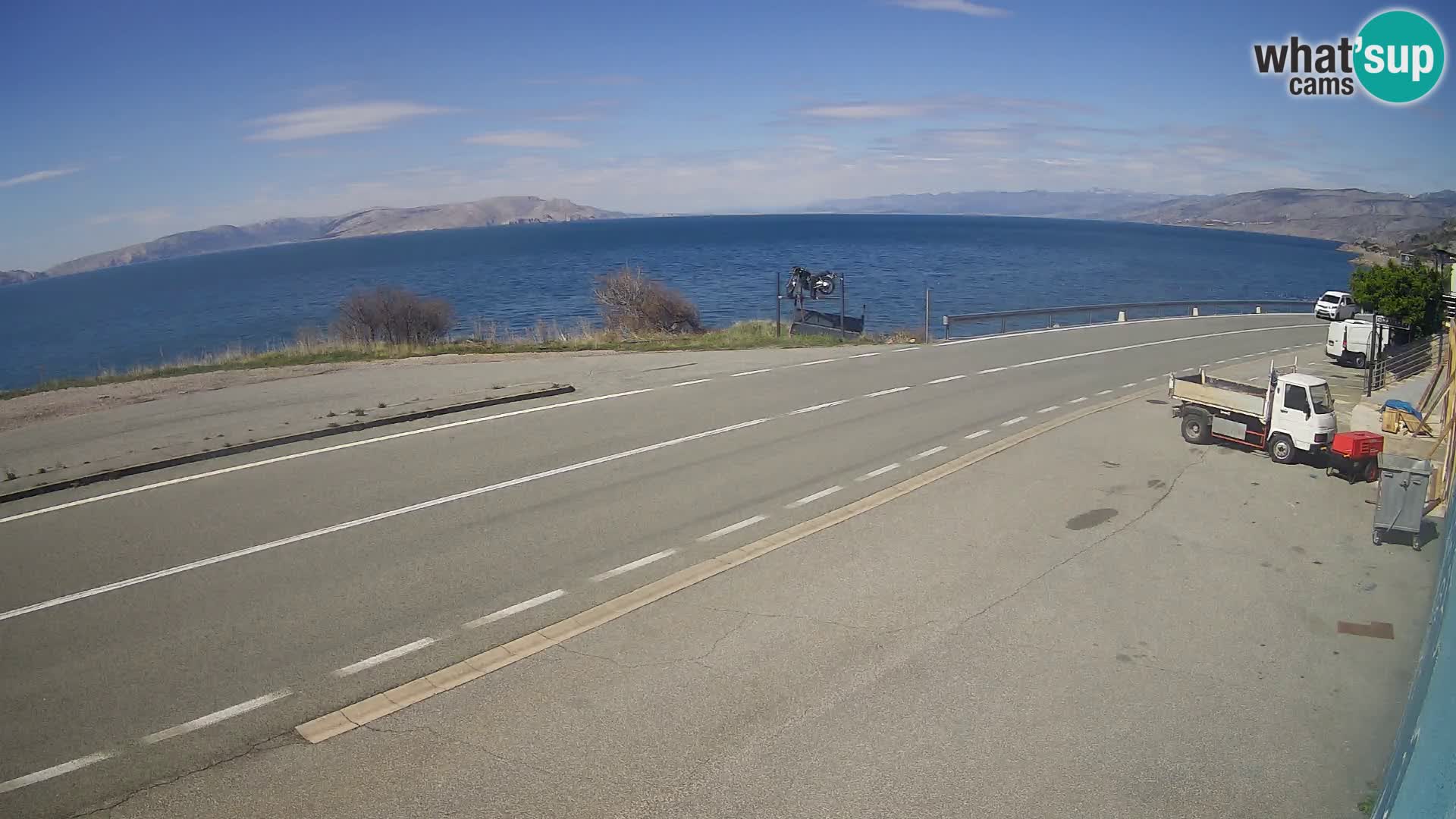 Webcam autopista adriática D8 cerca de SENJ – vista de la isla de KRK