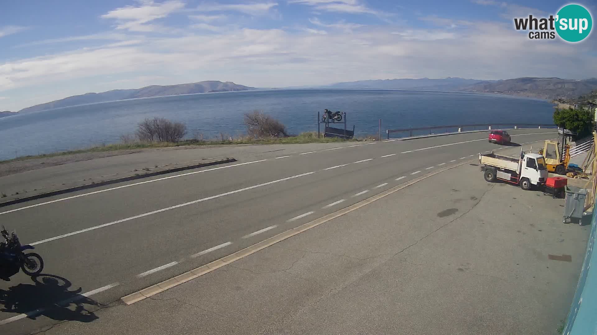 Webcam autoroute Adriatique D8 près de SENJ – vue sur l’île de KRK