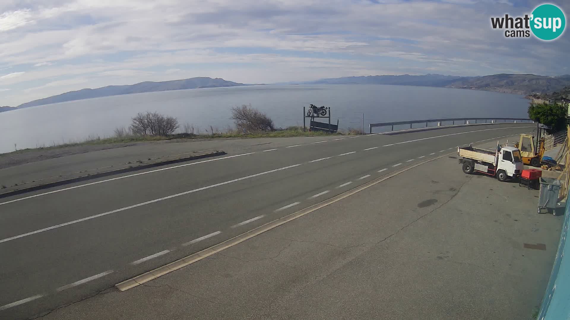 Webcam autoroute Adriatique D8 près de SENJ – vue sur l’île de KRK