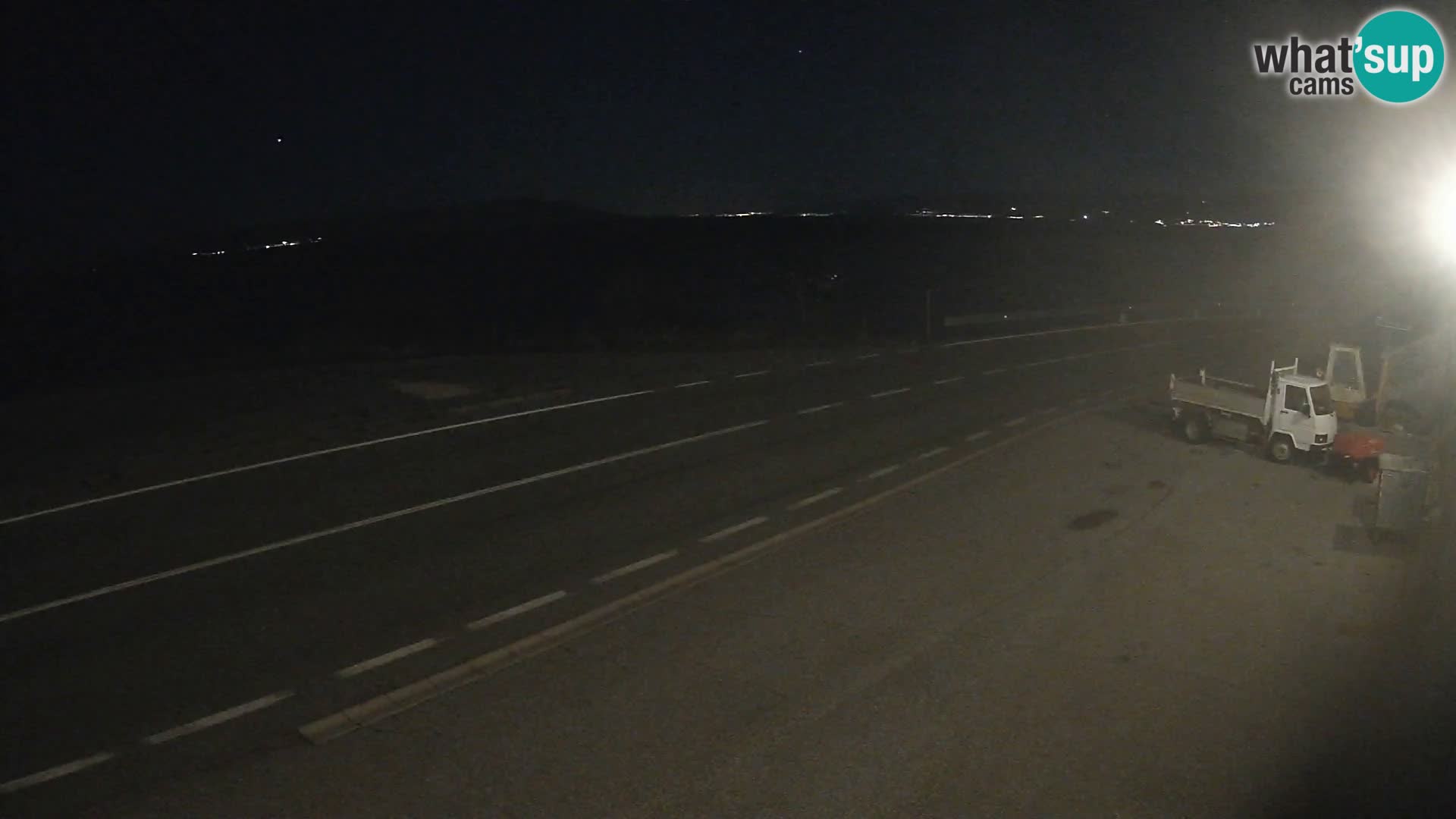 Webcam autopista adriática D8 cerca de SENJ – vista de la isla de KRK