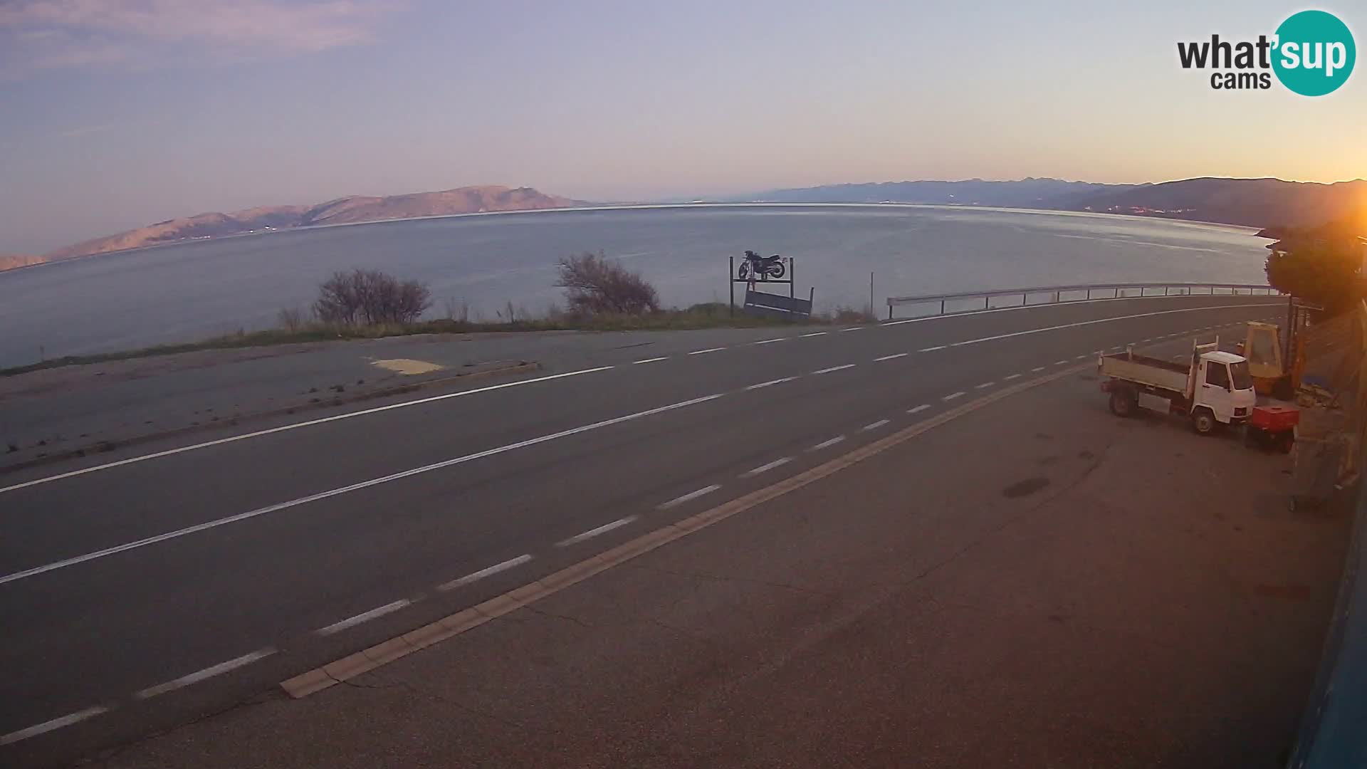 Webcam autoroute Adriatique D8 près de SENJ – vue sur l’île de KRK