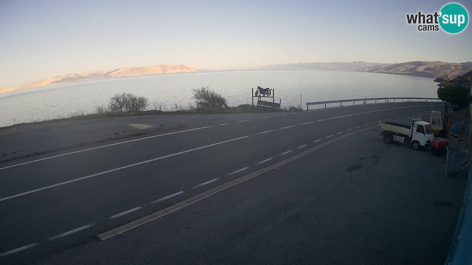 Web kamera Jadranska Magistrala kod SENJa – pogled na KRK