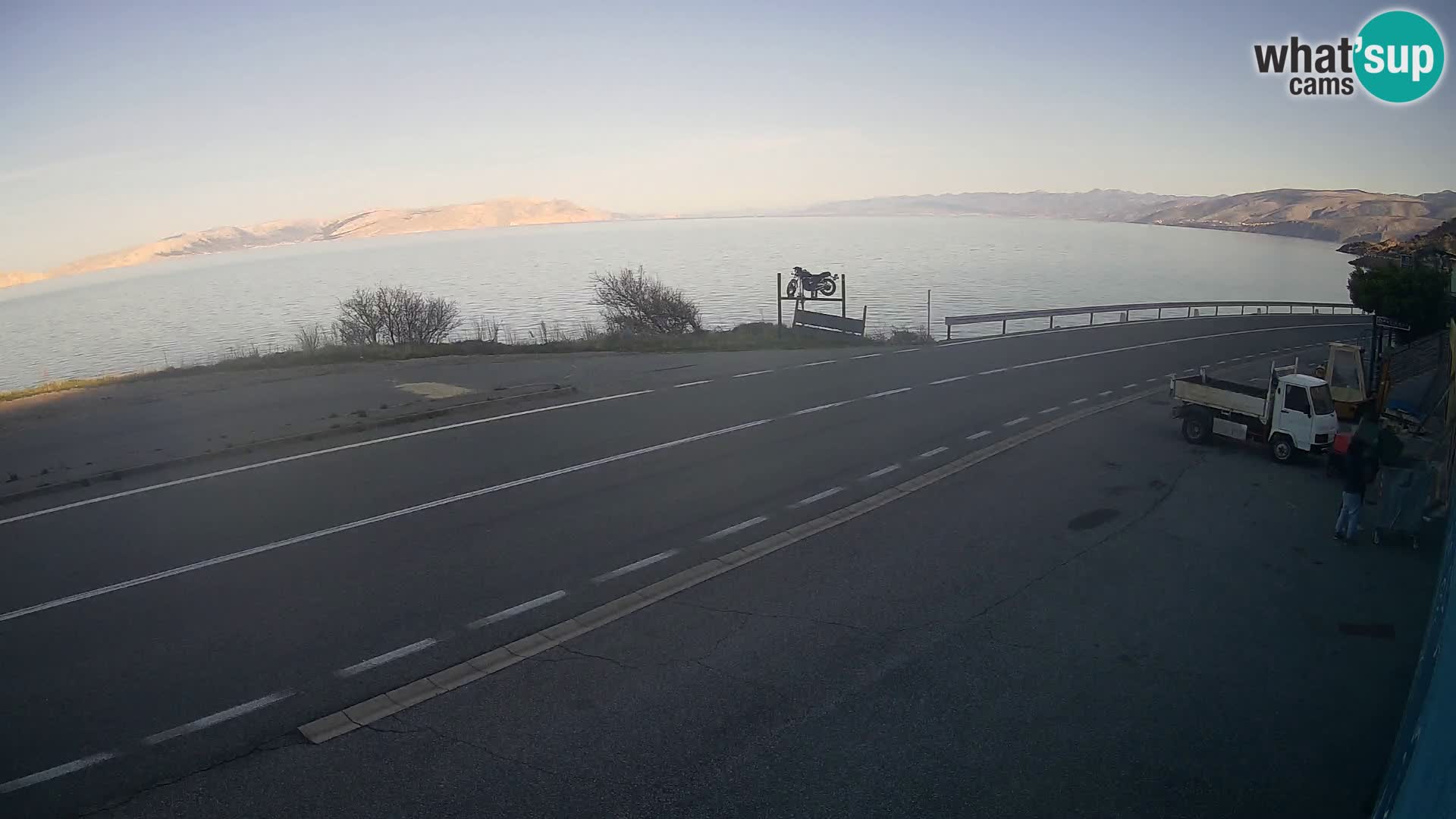 Web kamera Jadranska Magistrala kod SENJa – pogled na KRK