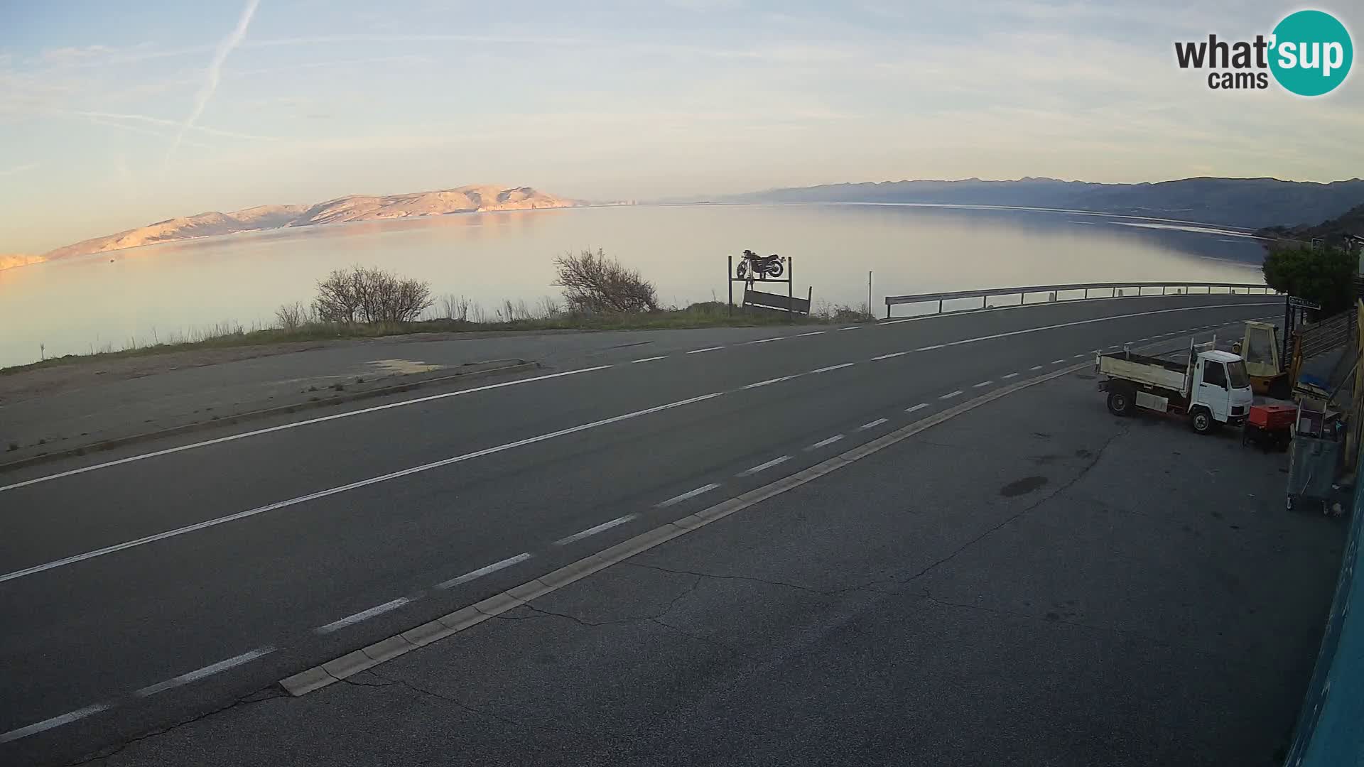 Webcam autoroute Adriatique D8 près de SENJ – vue sur l’île de KRK