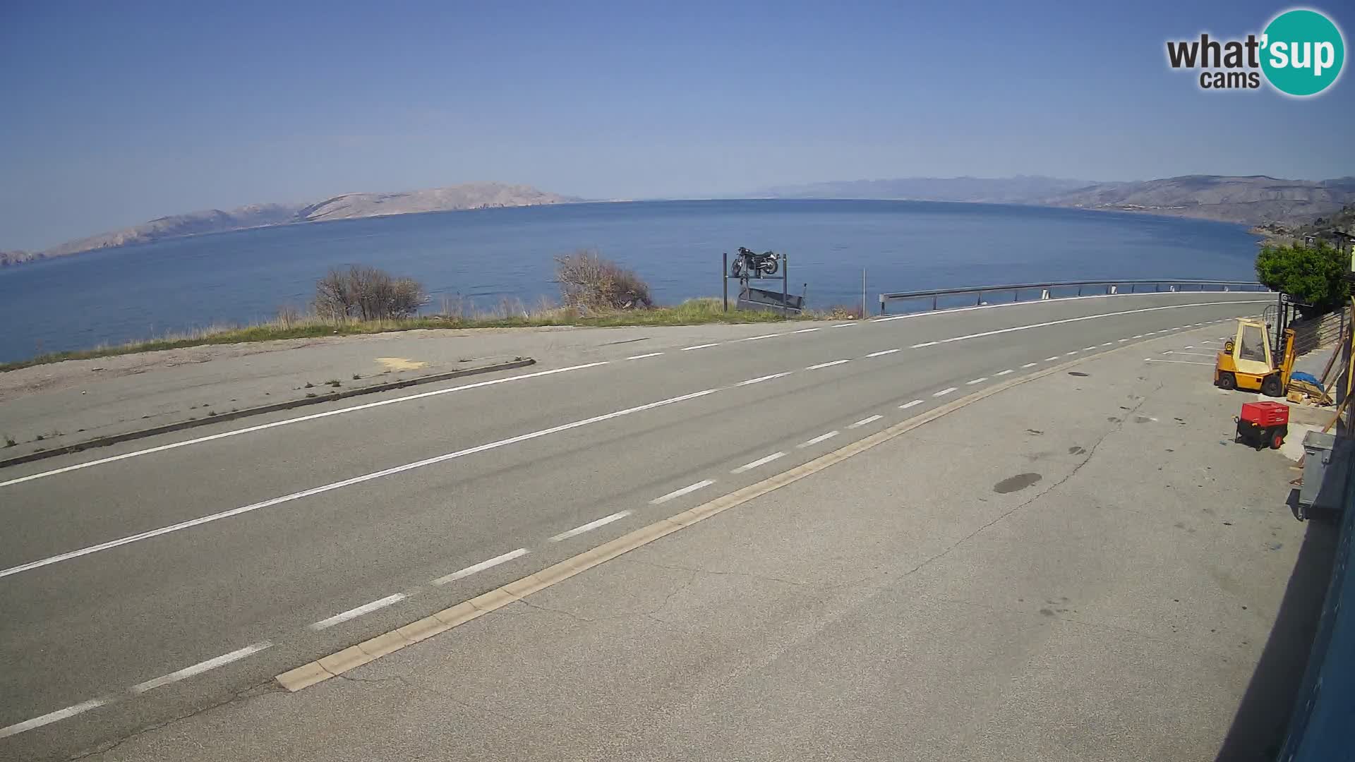 Webcam autopista adriática D8 cerca de SENJ – vista de la isla de KRK