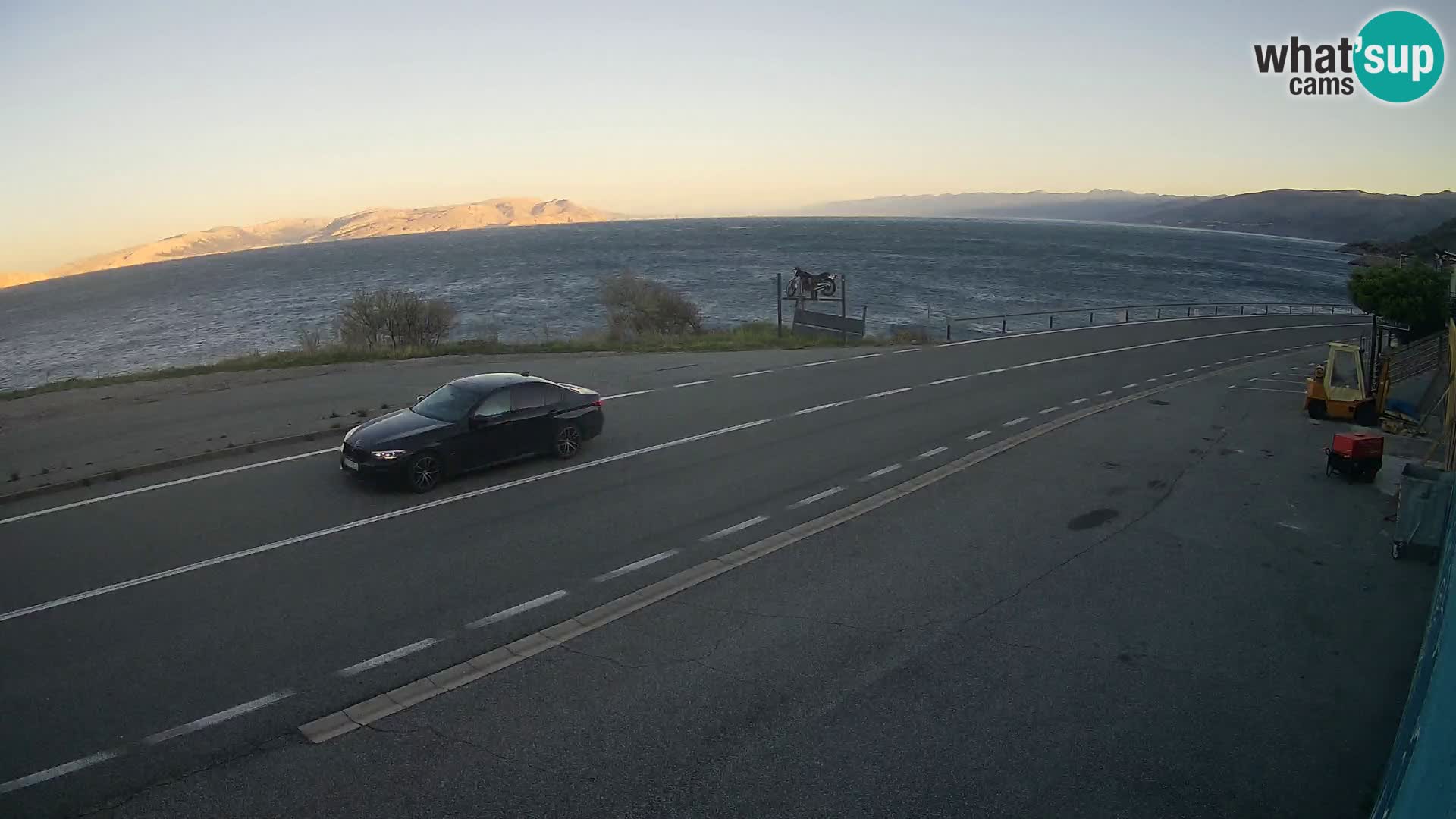 Webcam Adria-Autobahn D8 bei SENJ – Blick auf die Insel KRK