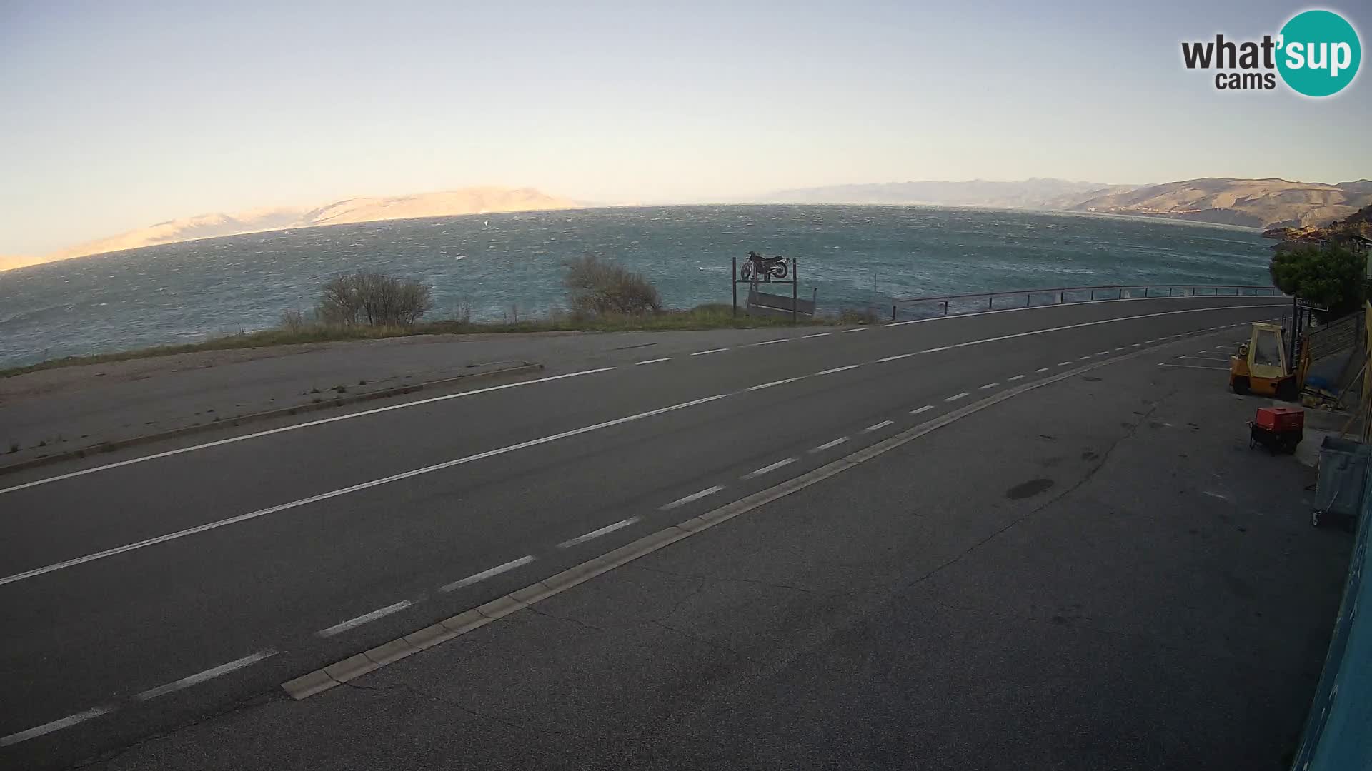 Webcam autoroute Adriatique D8 près de SENJ – vue sur l’île de KRK