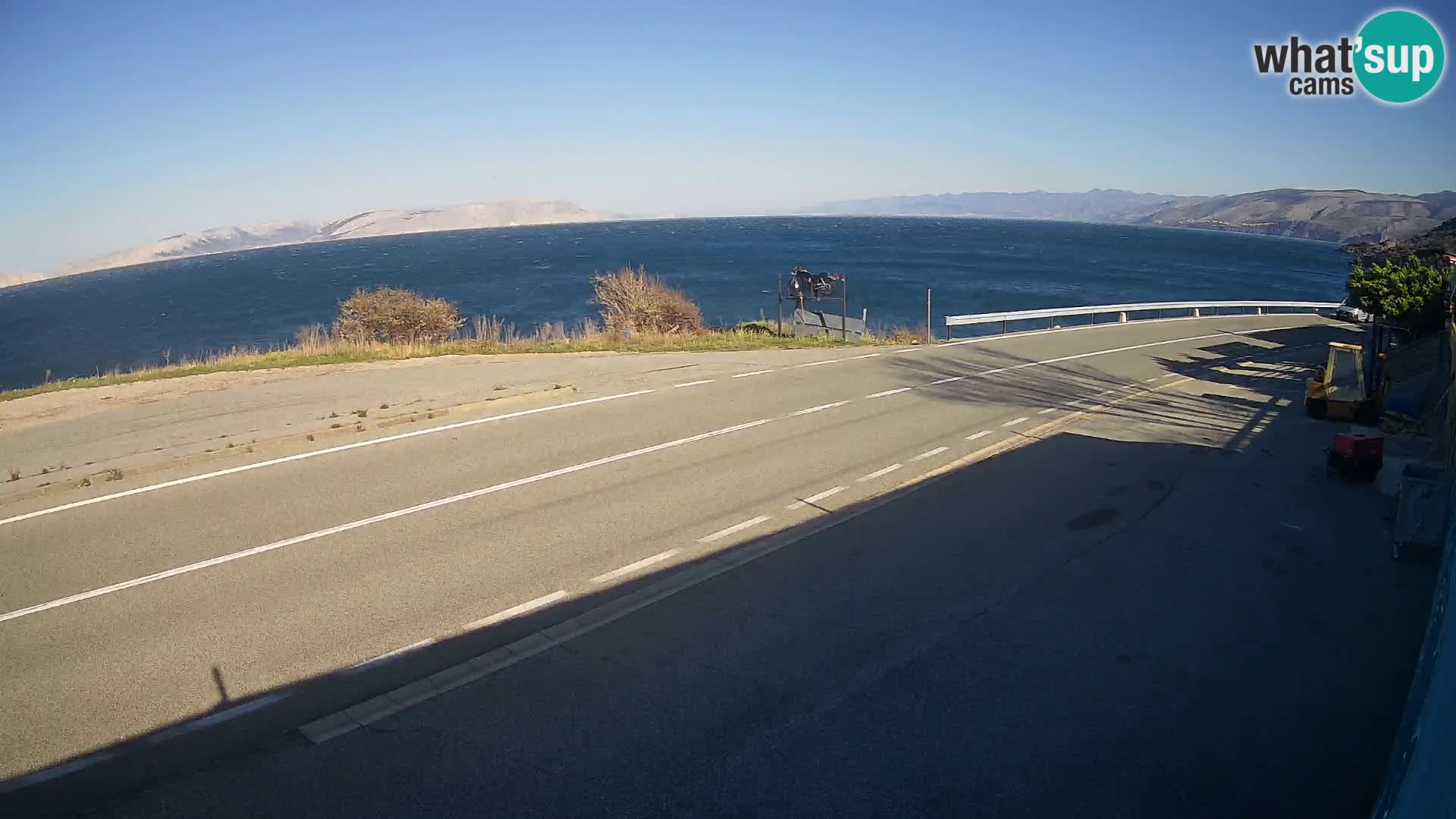 Webcam autopista adriática D8 cerca de SENJ – vista de la isla de KRK