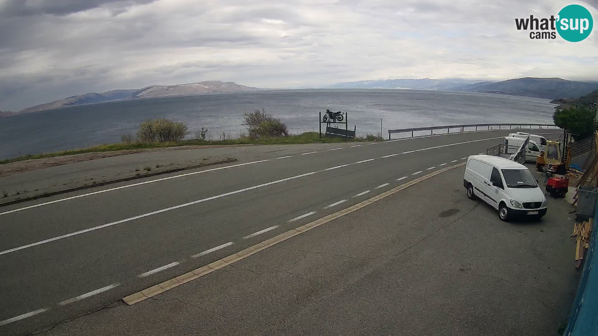 Webcam Adria-Autobahn D8 bei SENJ – Blick auf die Insel KRK