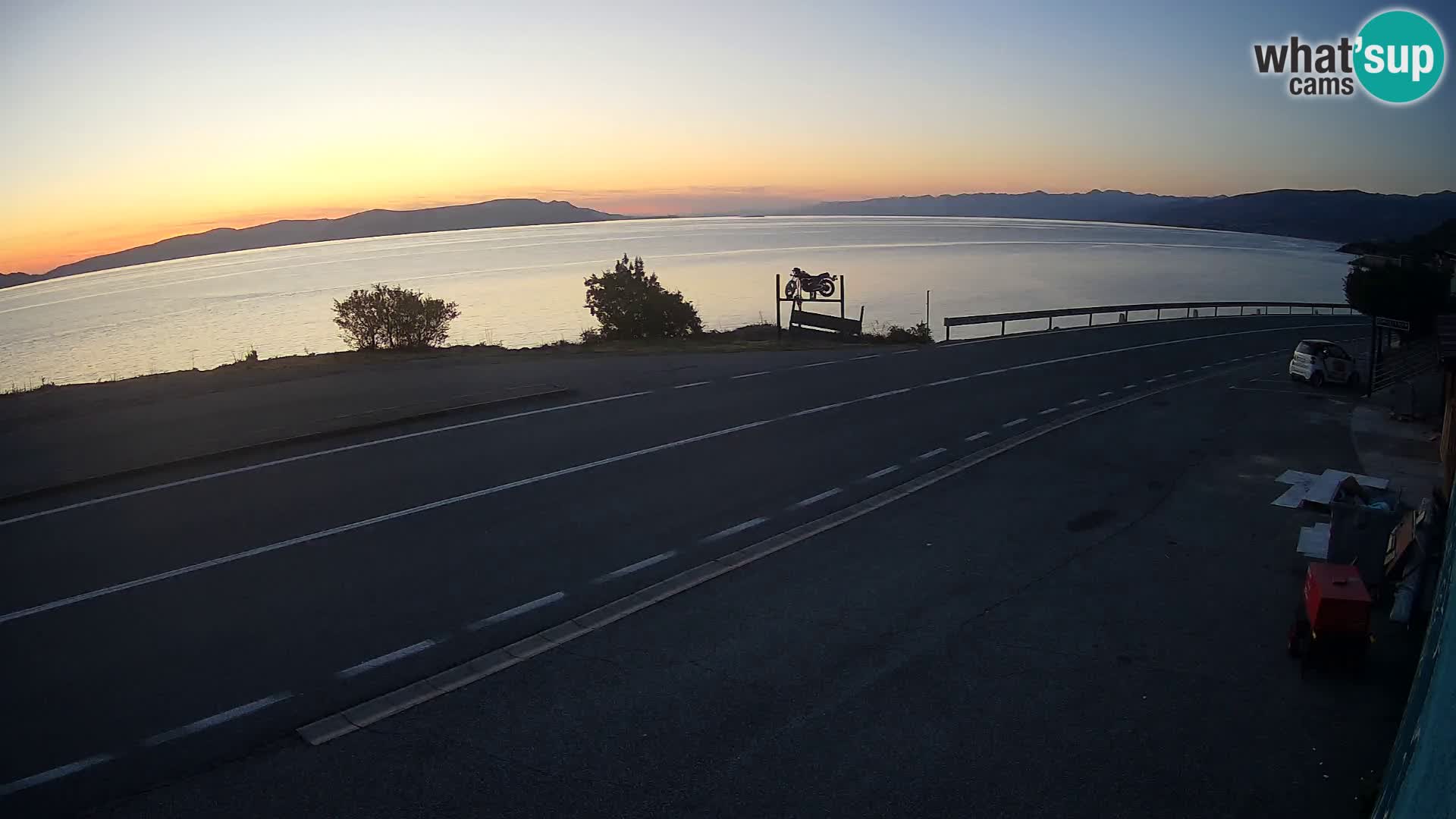 Web kamera Jadranska Magistrala kod SENJa – pogled na KRK
