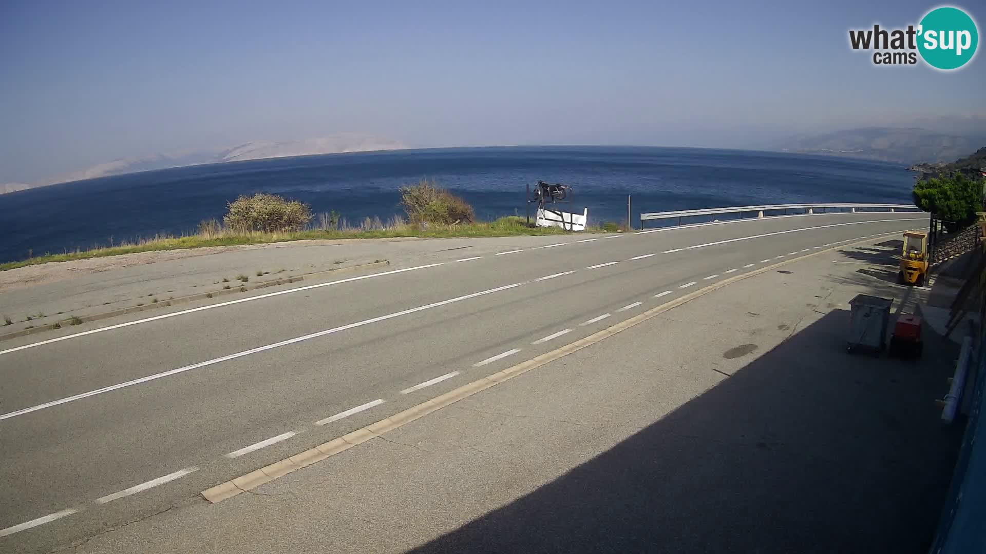 Webcam autopista adriática D8 cerca de SENJ – vista de la isla de KRK