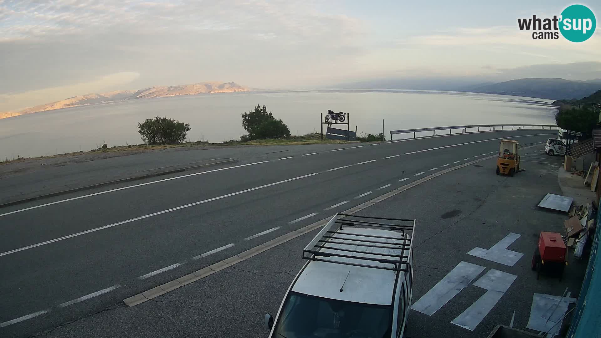 Web kamera Jadranska Magistrala kod SENJa – pogled na KRK