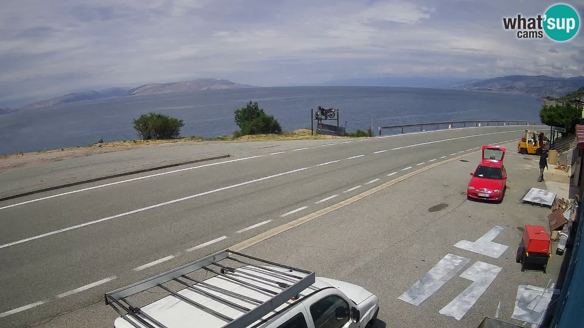 Webcam autopista adriática D8 cerca de SENJ – vista de la isla de KRK