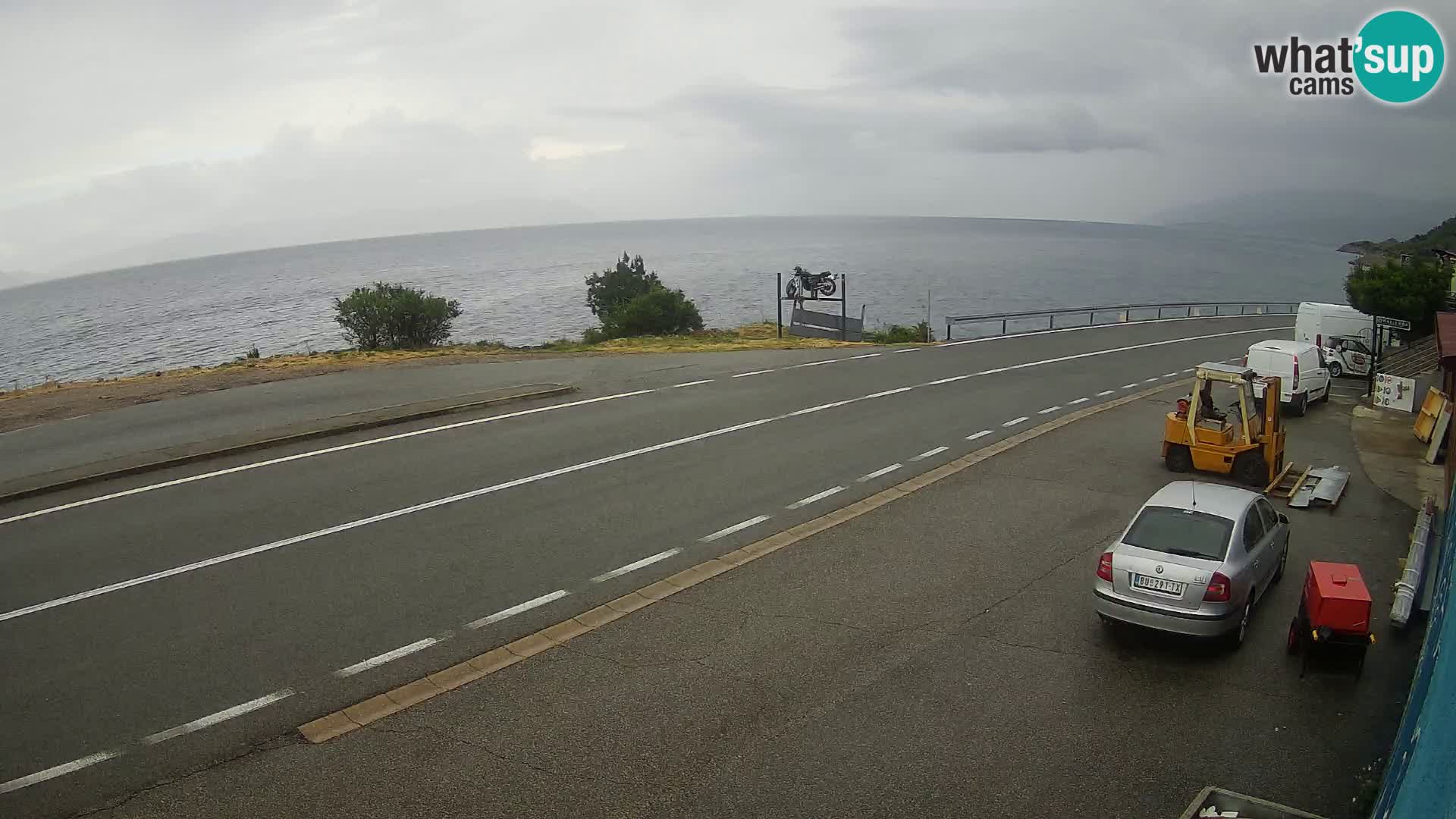 Webcam Adria-Autobahn D8 bei SENJ – Blick auf die Insel KRK