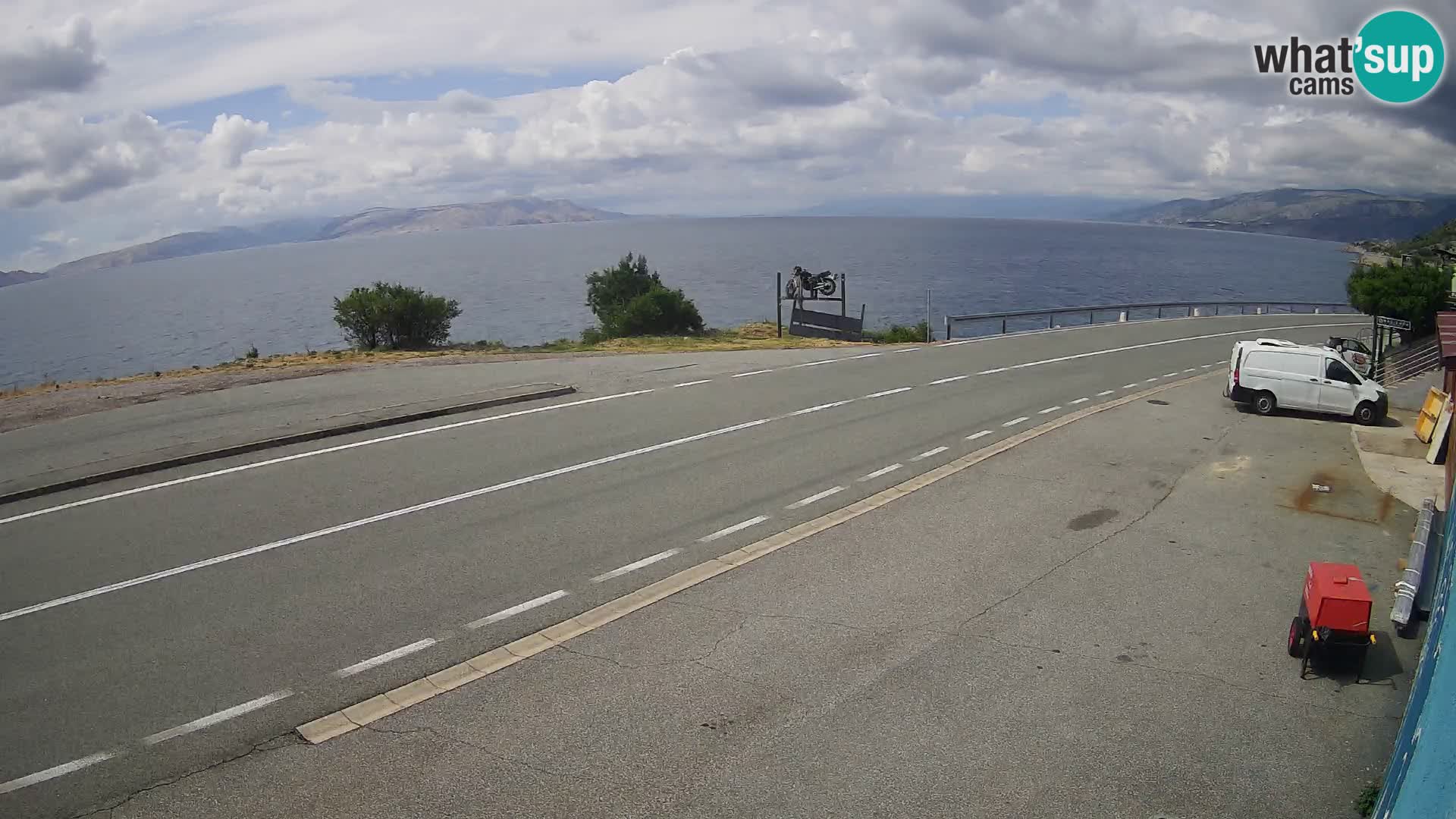 Webcam autopista adriática D8 cerca de SENJ – vista de la isla de KRK