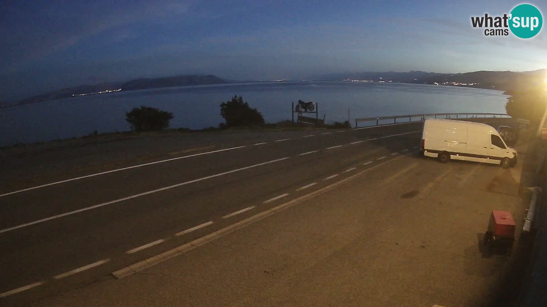 Webcam Adria-Autobahn D8 bei SENJ – Blick auf die Insel KRK